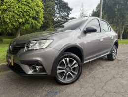 Renault Logan 1.6 Privilege / Intens