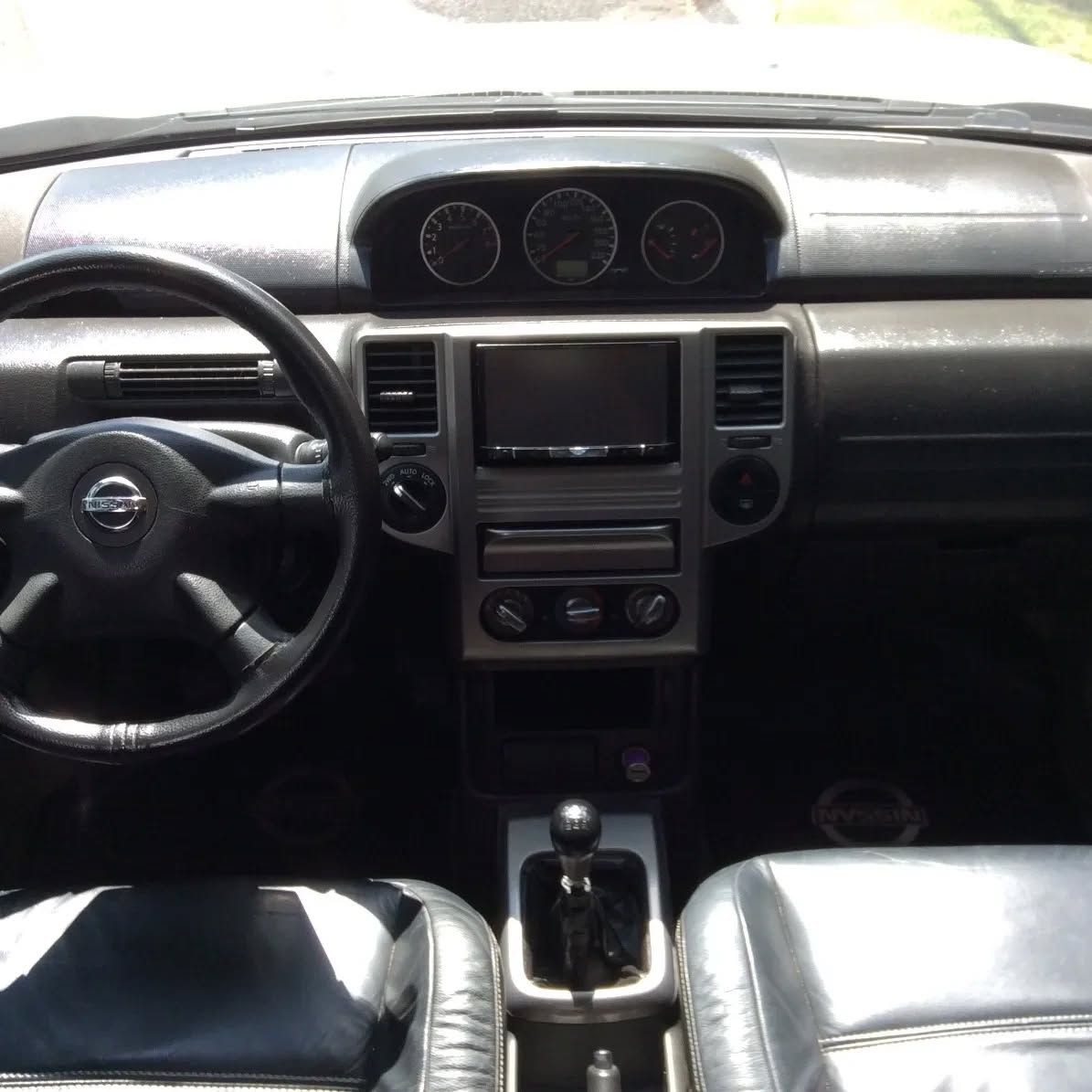 Nissan X-Trail 2.5 CC 4X4 MT