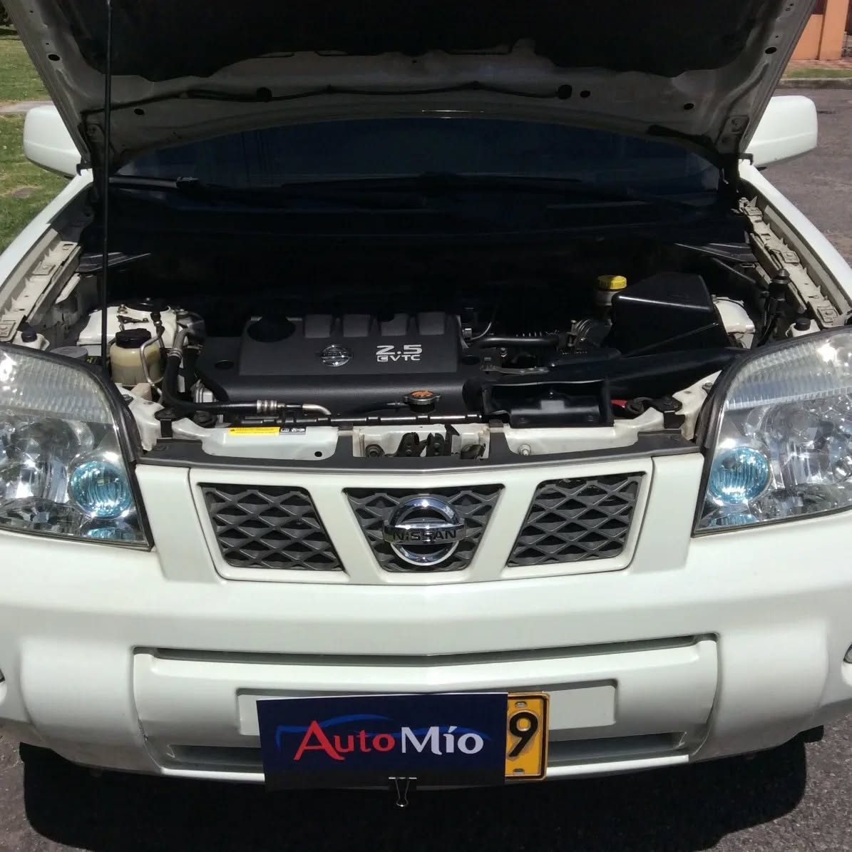 Nissan X-Trail 2.5 CC 4X4 MT
