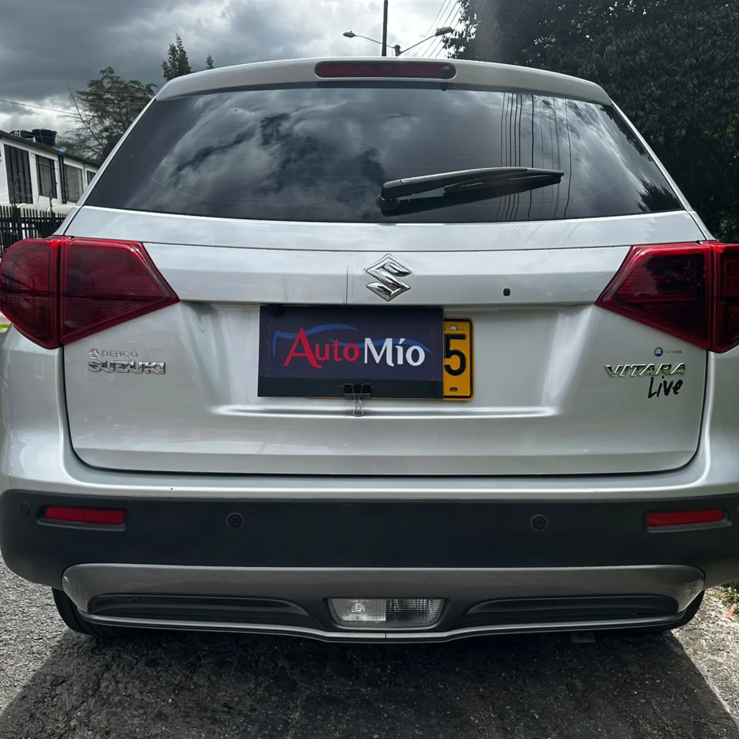 Suzuki Vitara GL 2WD AT