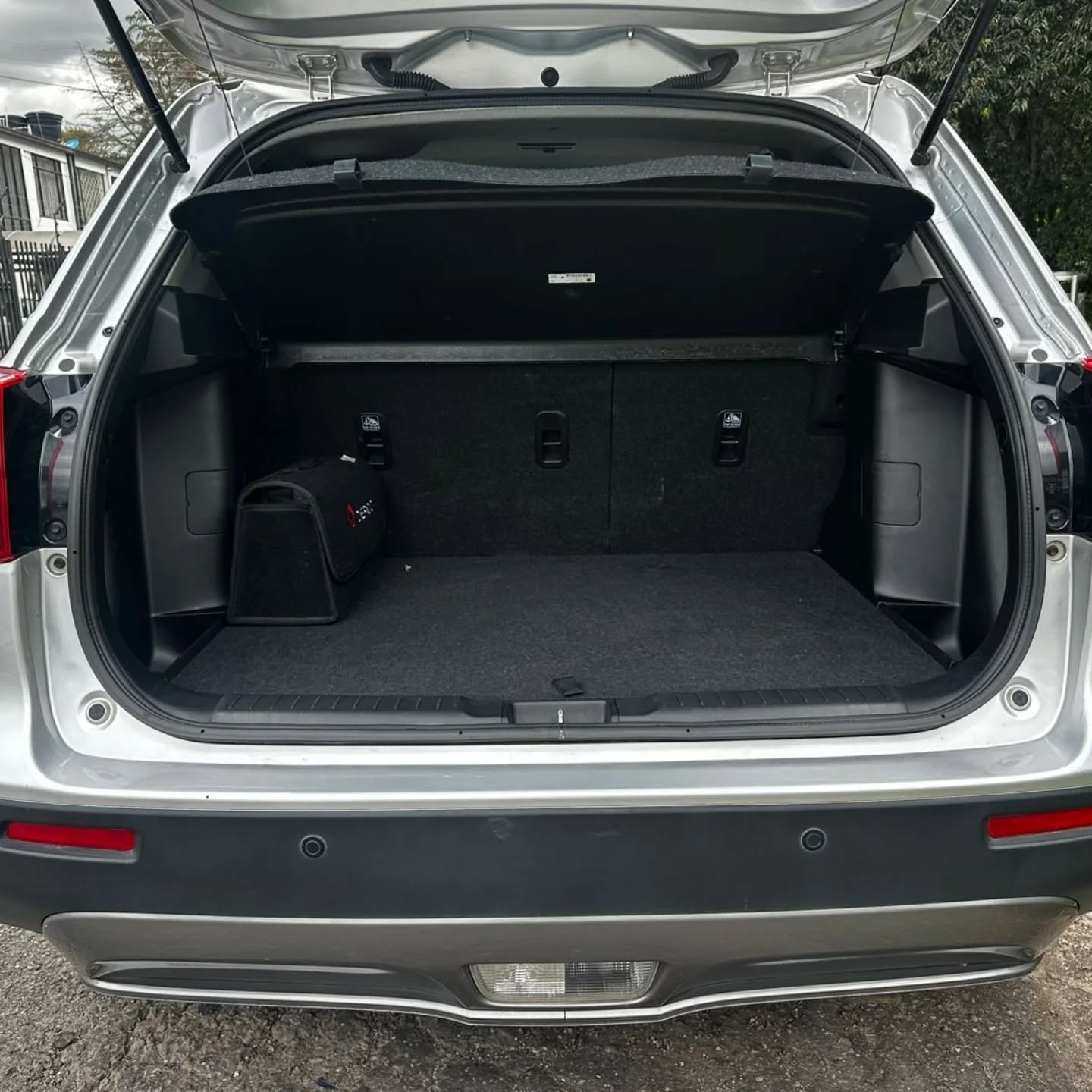 Suzuki Vitara GL 2WD AT