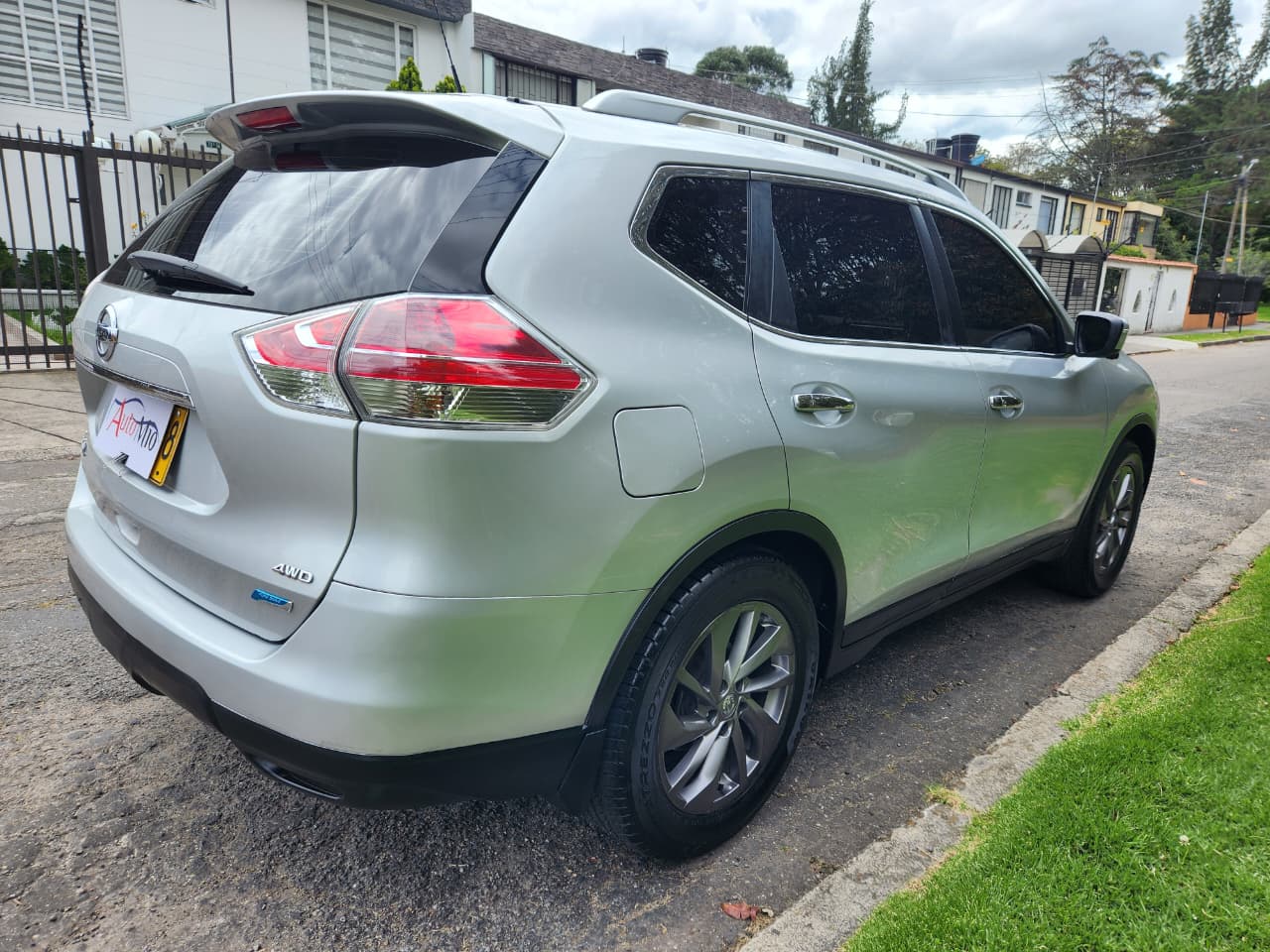 Nissan X-Trail 2..5 Exclusive