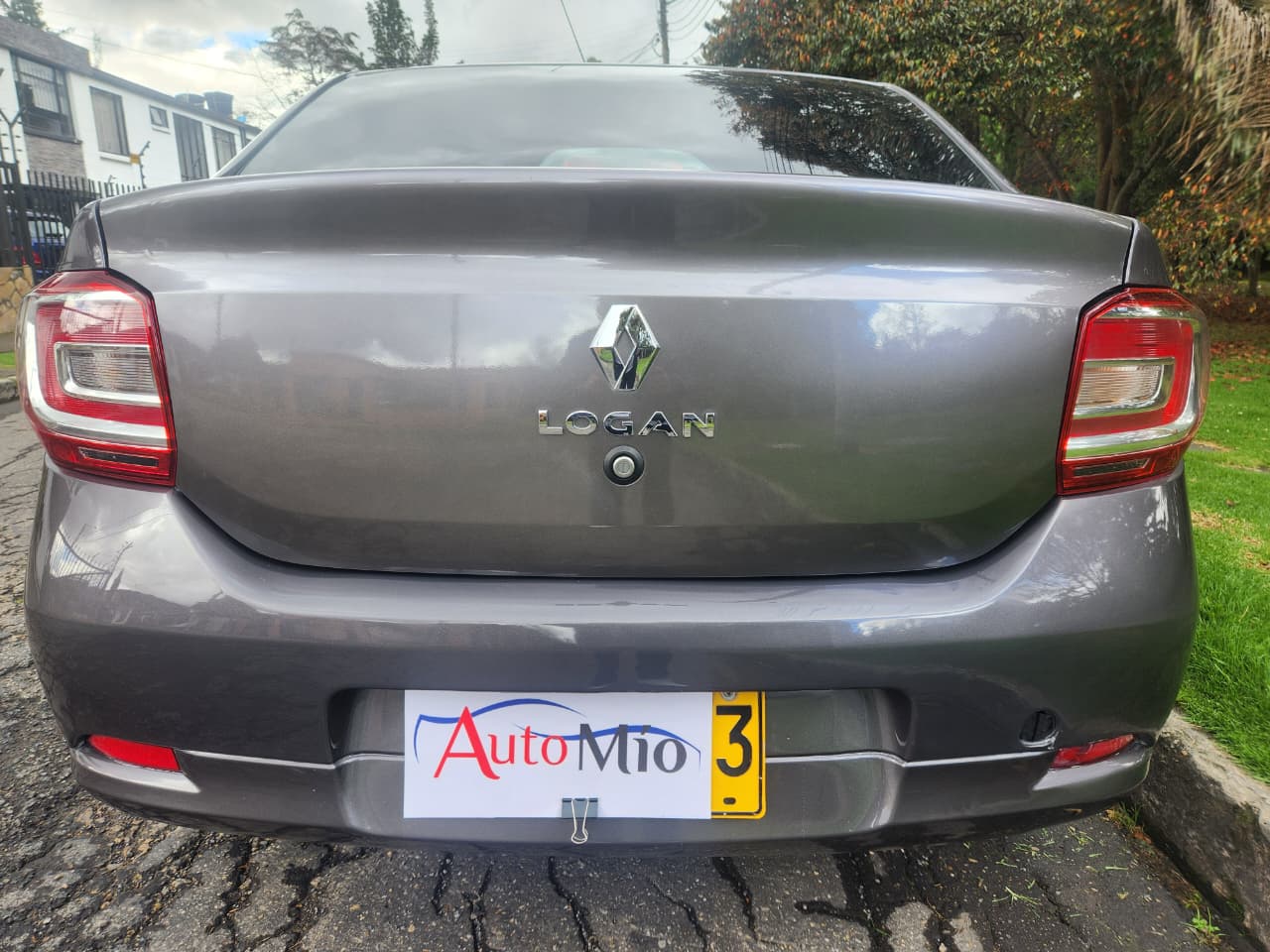 Renault Logan 1.6 Life 8V