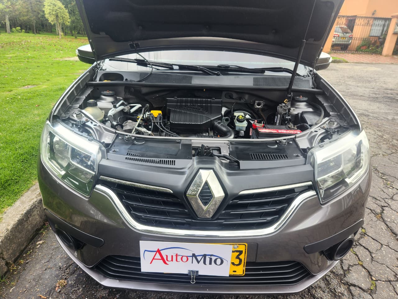 Renault Logan 1.6 Life 8V