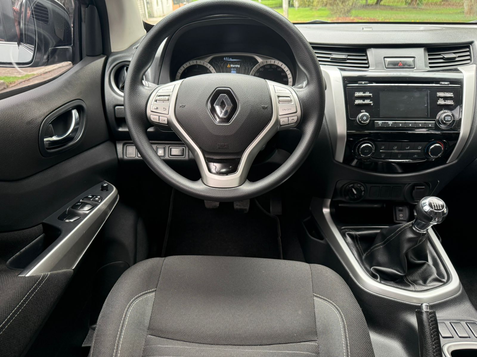 Renault Alaskan 2.5 Intens 4X4 MT