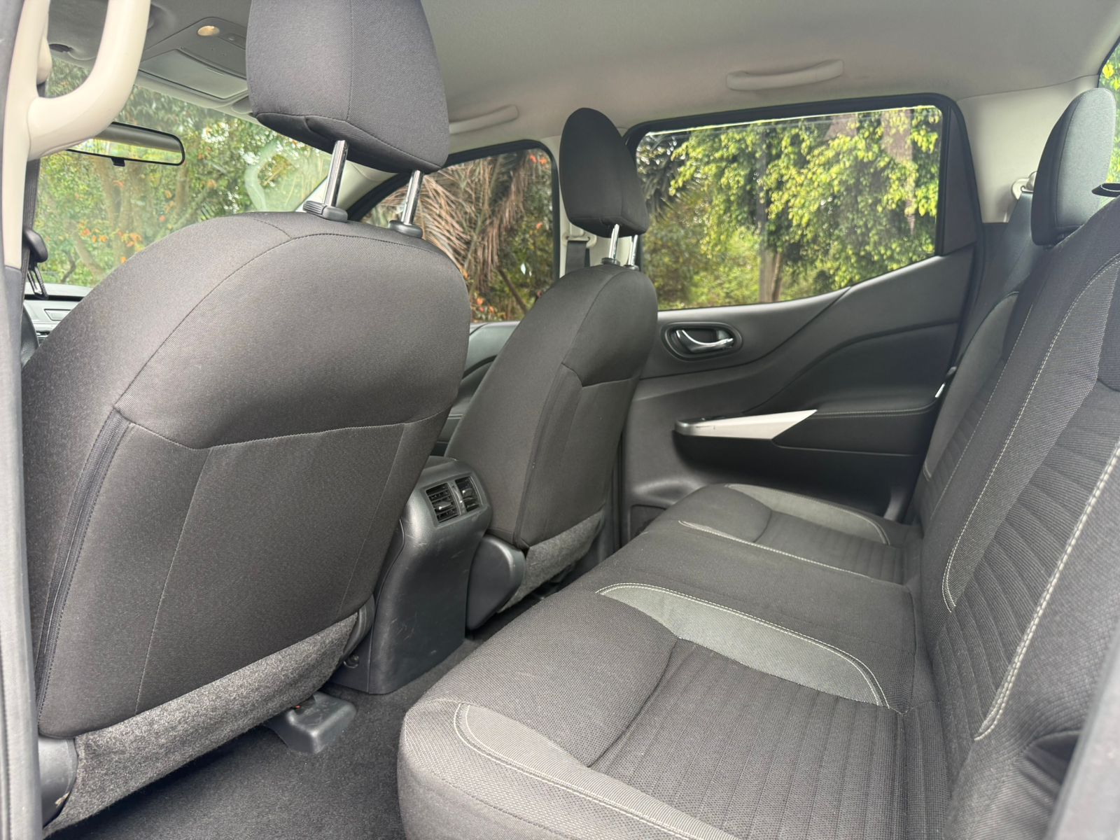 Renault Alaskan 2.5 Intens 4X4 MT