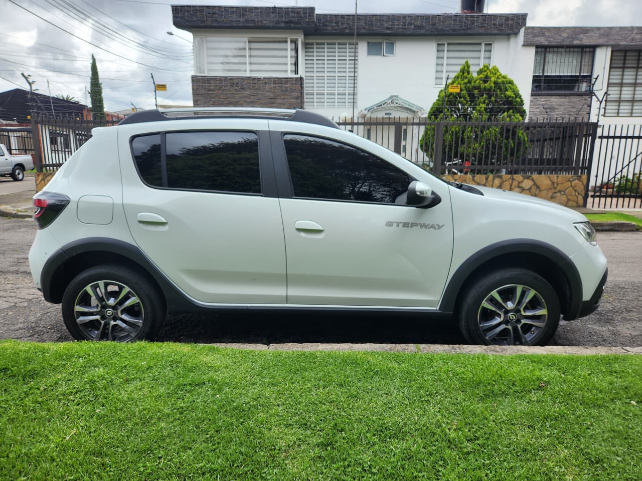 Renault Stepway 1.6 Intens