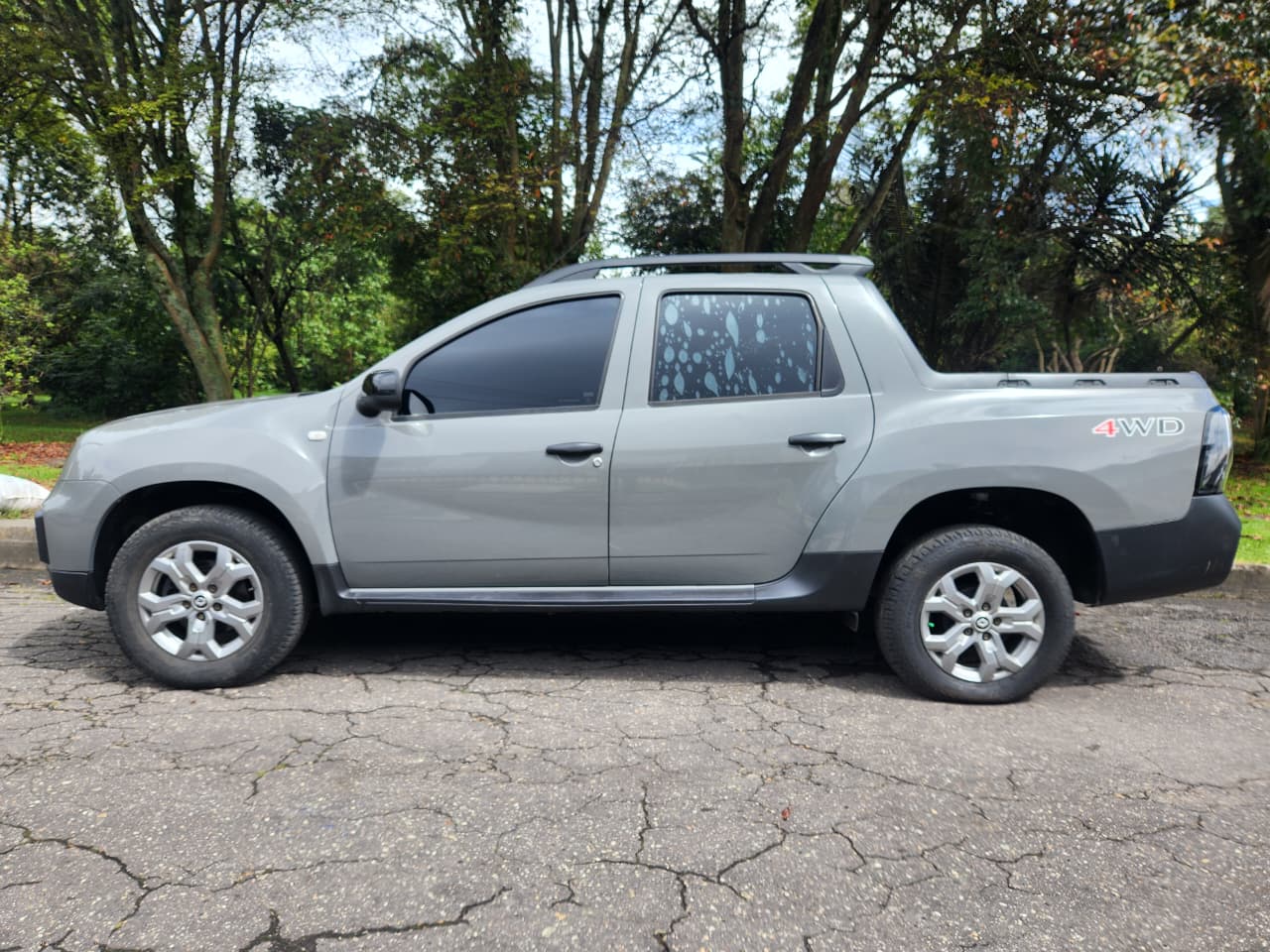 Renault Duster Oroch Intens 4×4 Mt