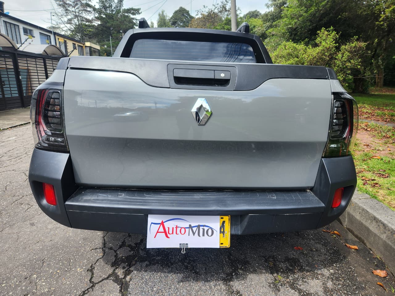 Renault Duster Oroch Intens 4×4 Mt
