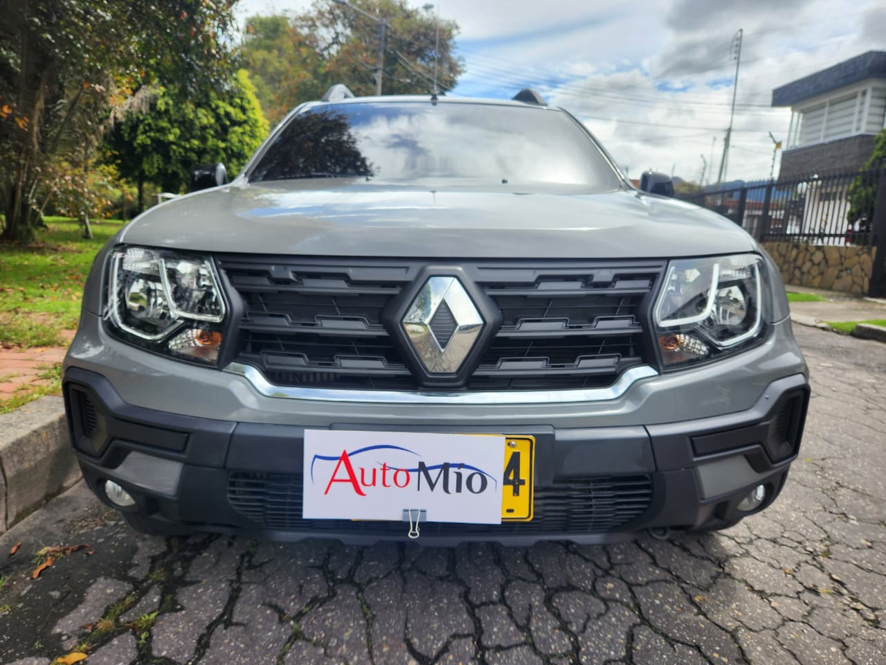Renault Duster Oroch Intens 4×4 Mt