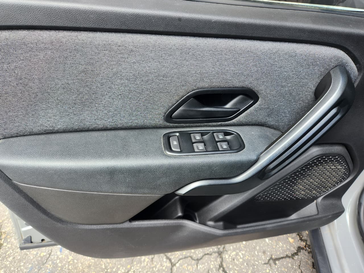 Renault Duster Oroch Intens 4×4 Mt