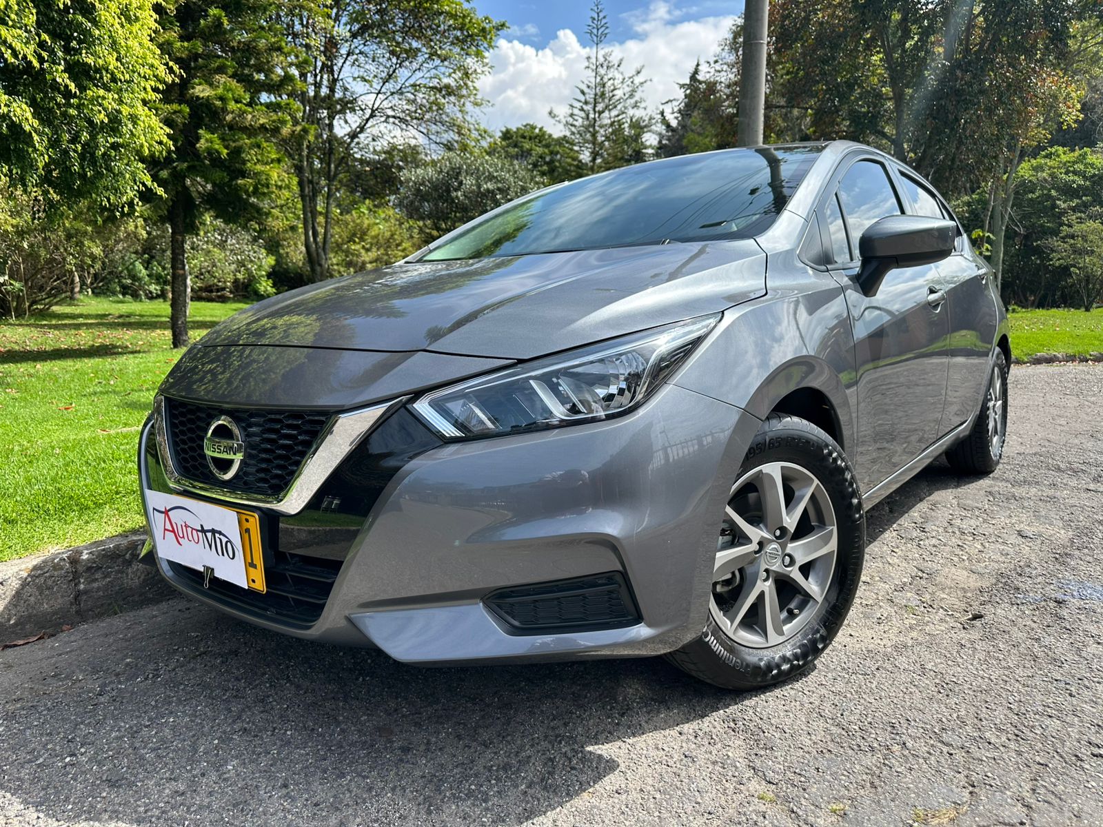 Nissan Versa 1.6 Sense