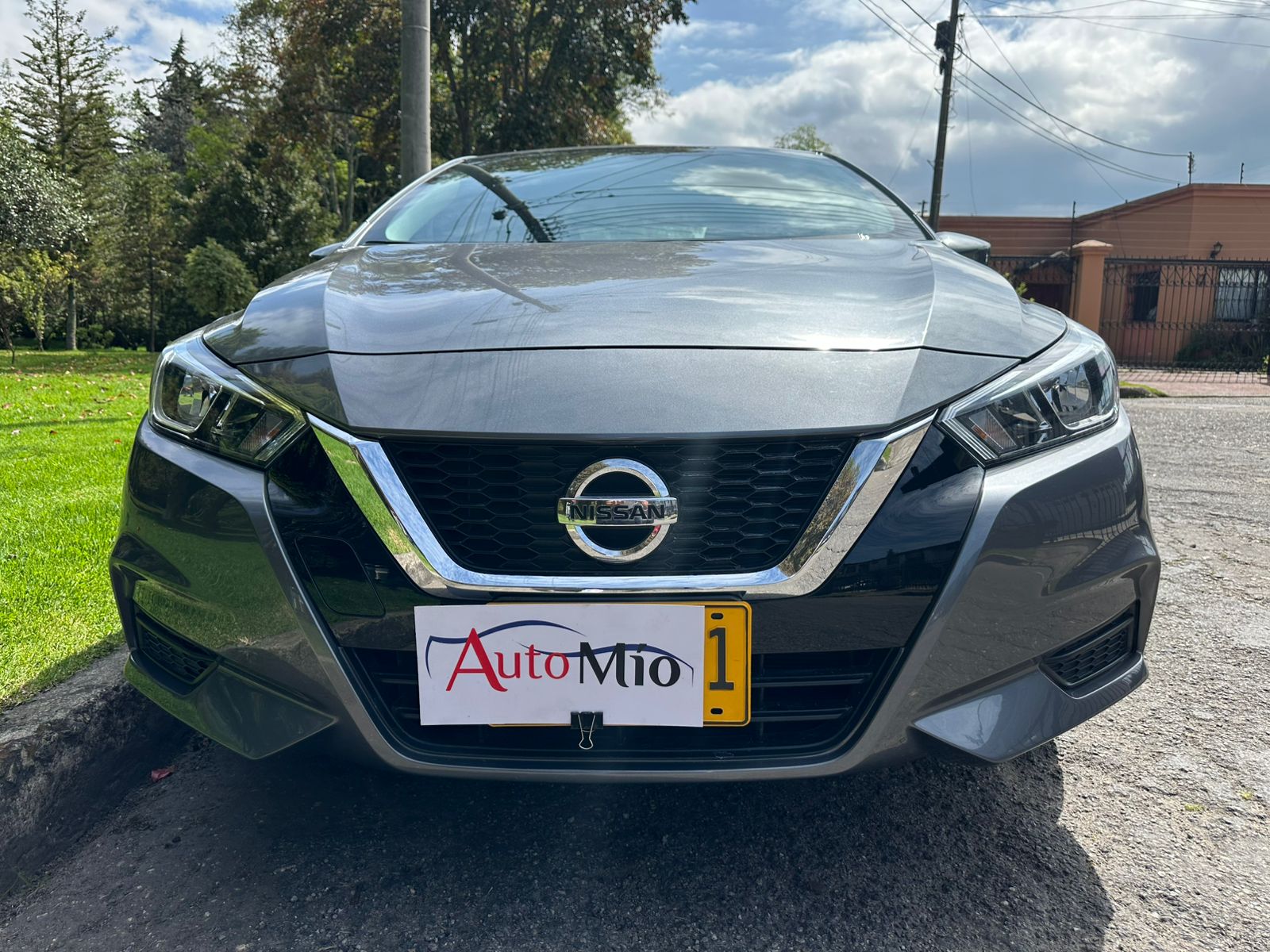 Nissan Versa 1.6 Sense