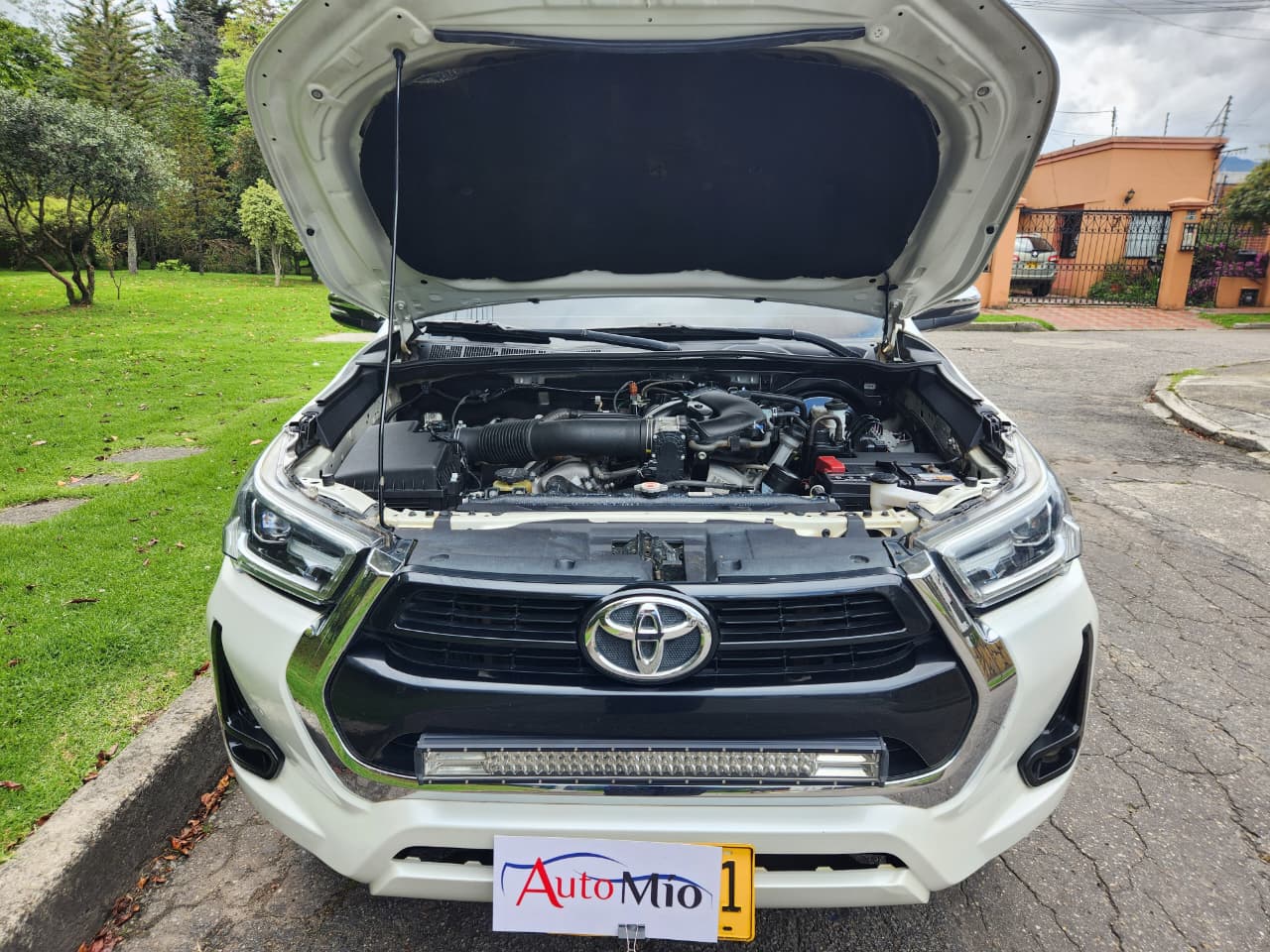 Toyota Hilux 4.0l At 4×4 Gasolina