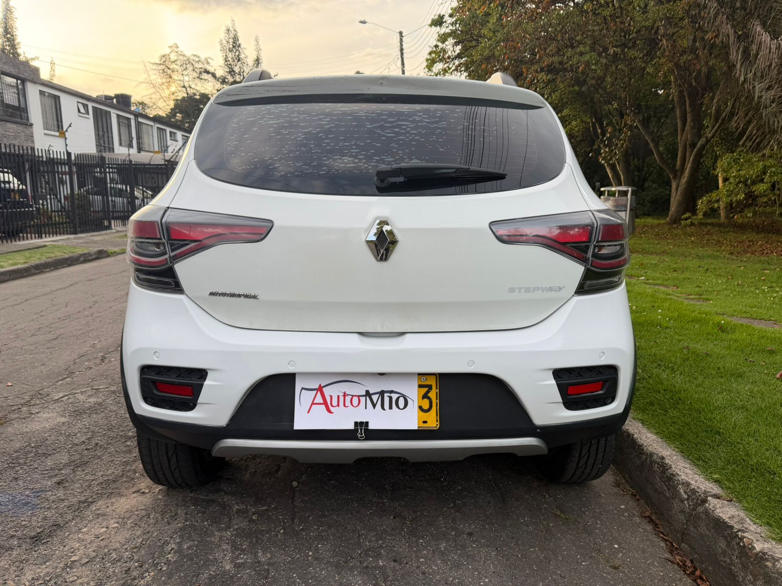 Renault Stepway 1.6 Dynamique  Intens Automática