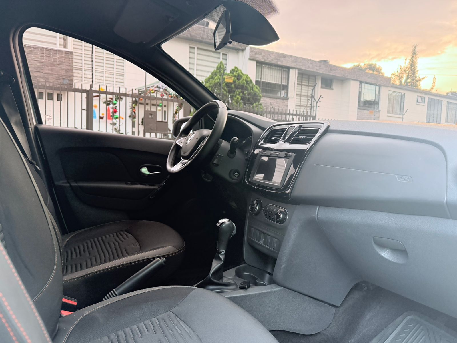 Renault Stepway 1.6 Dynamique  Intens Automática