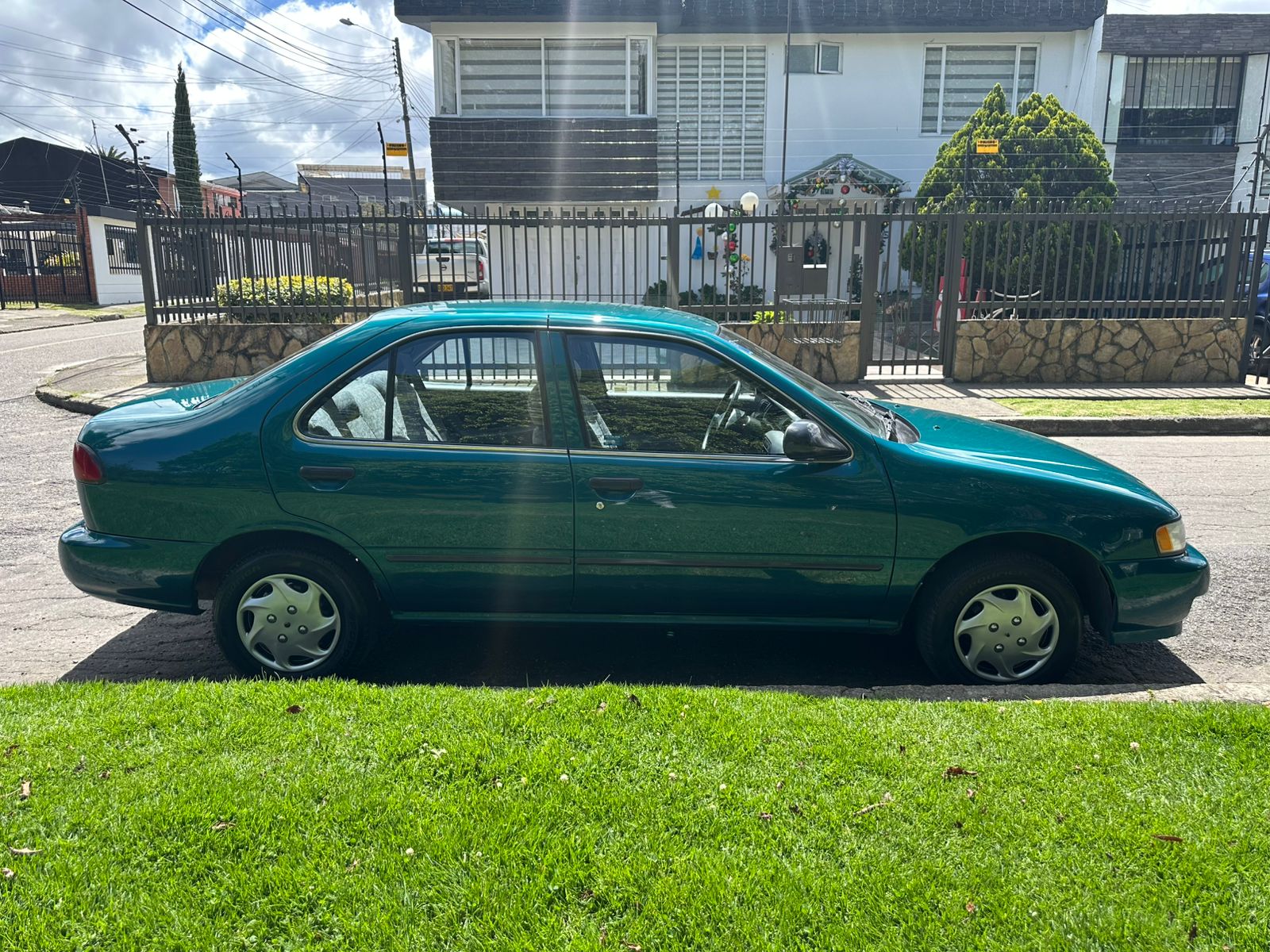 Nissan Sentra B14