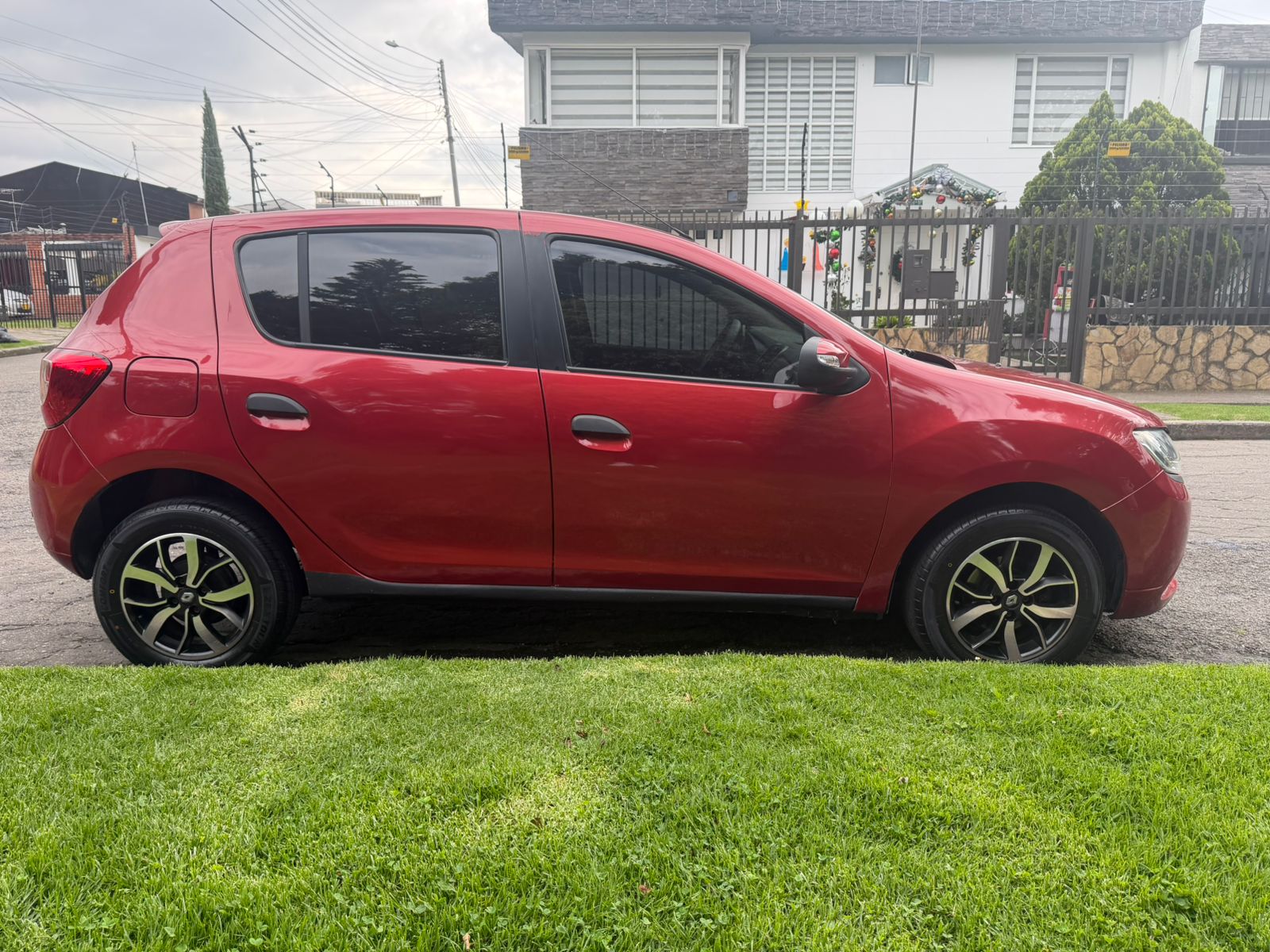 Renault Sandero 1.6 Life Plus