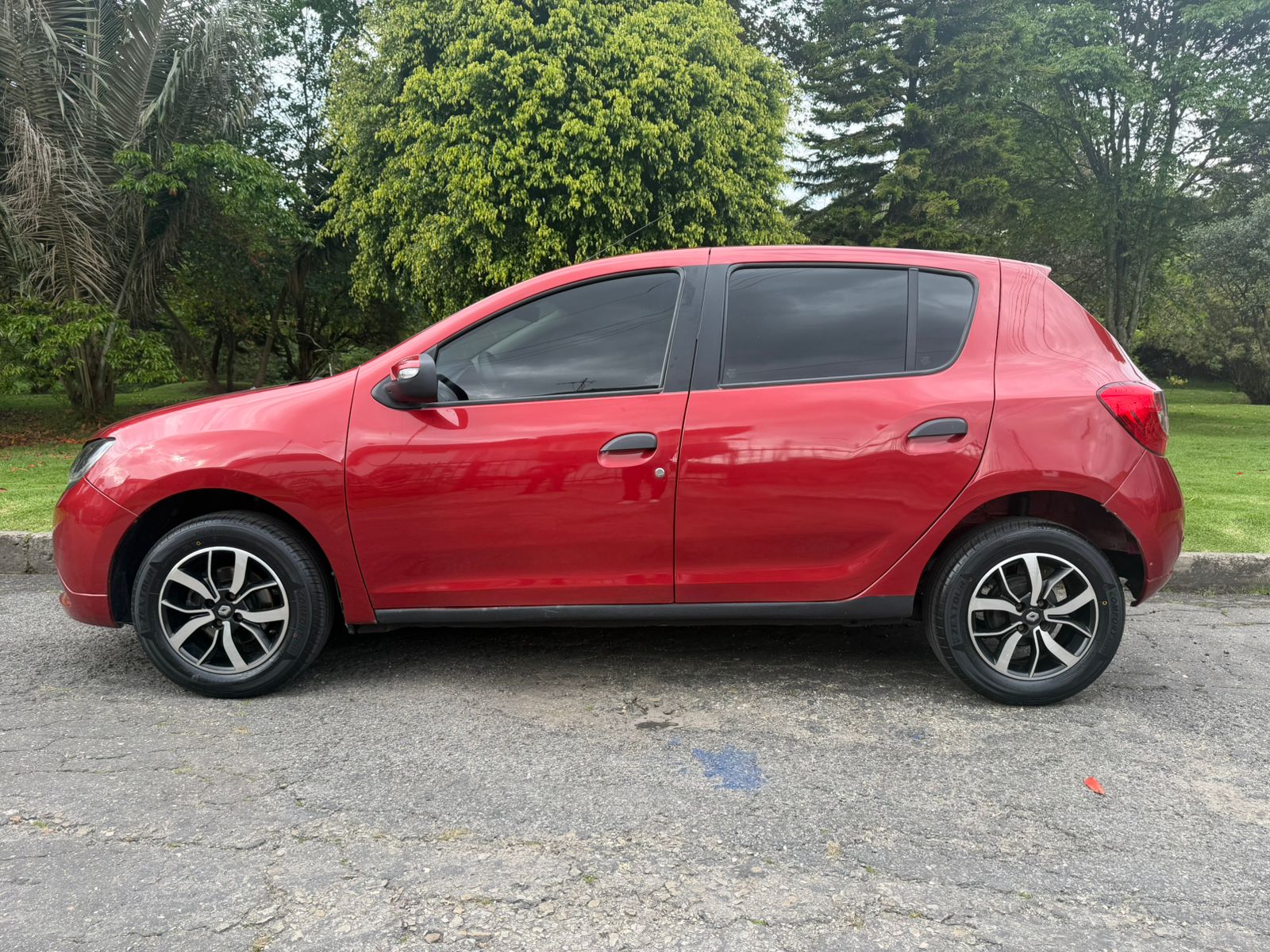 Renault Sandero 1.6 Life Plus