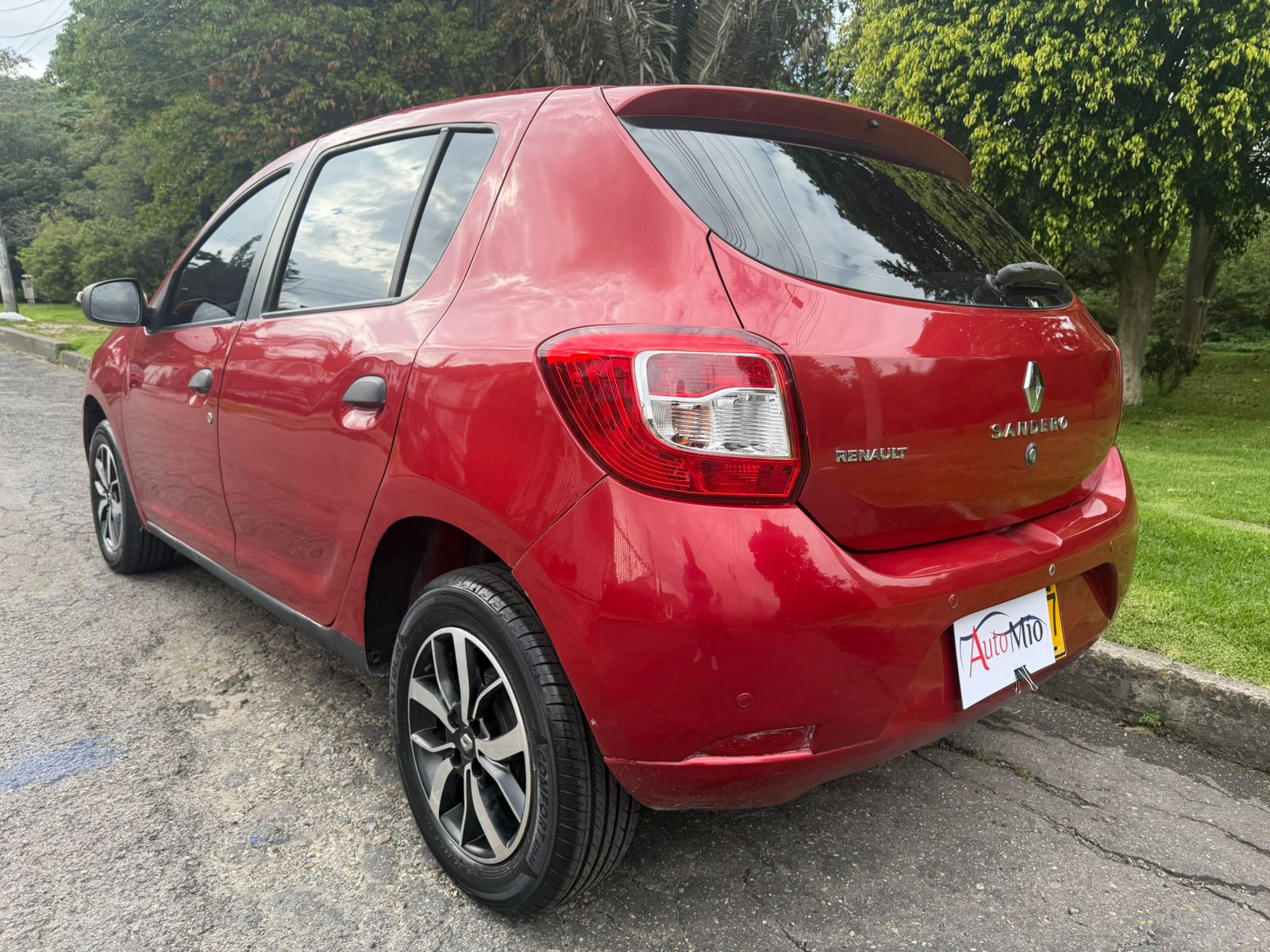 Renault Sandero 1.6 Life Plus