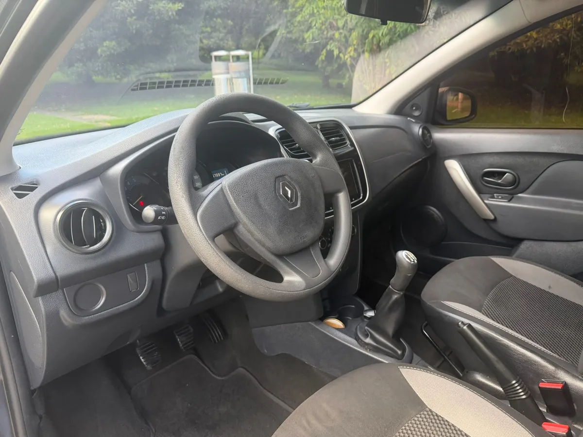 Renault Sandero Expression/Life