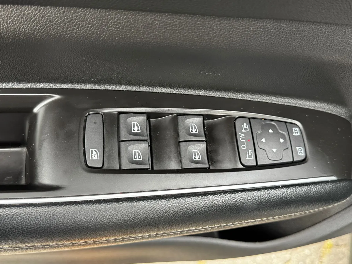 Renault Stepway 1.6 Dynamique / Intens Automática