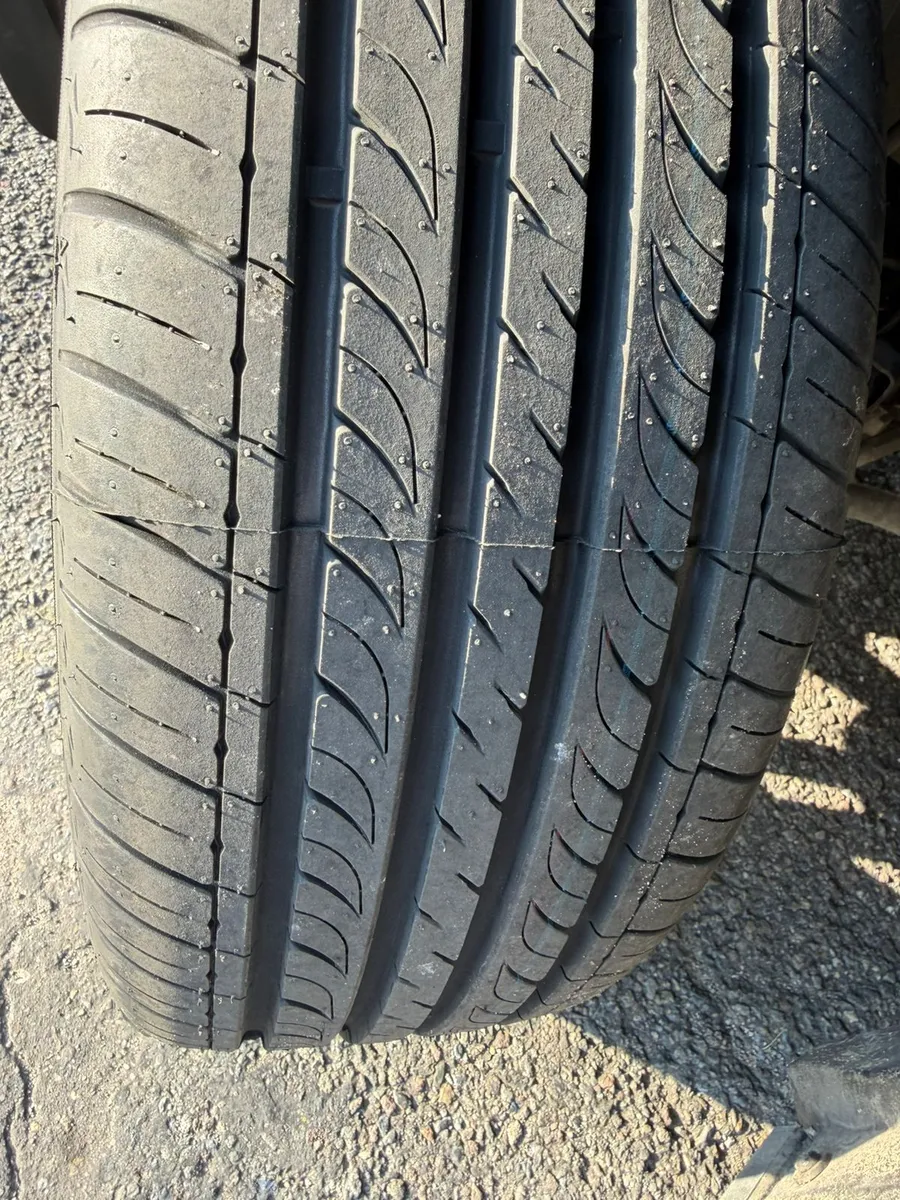 Renault Logan 1.6 Intens