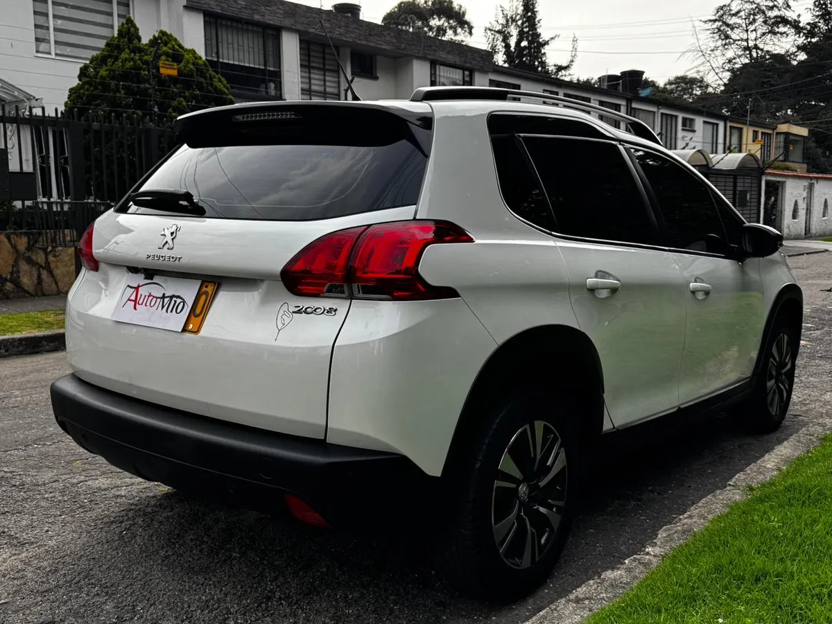 Peugeot 2008 1.6 Allure