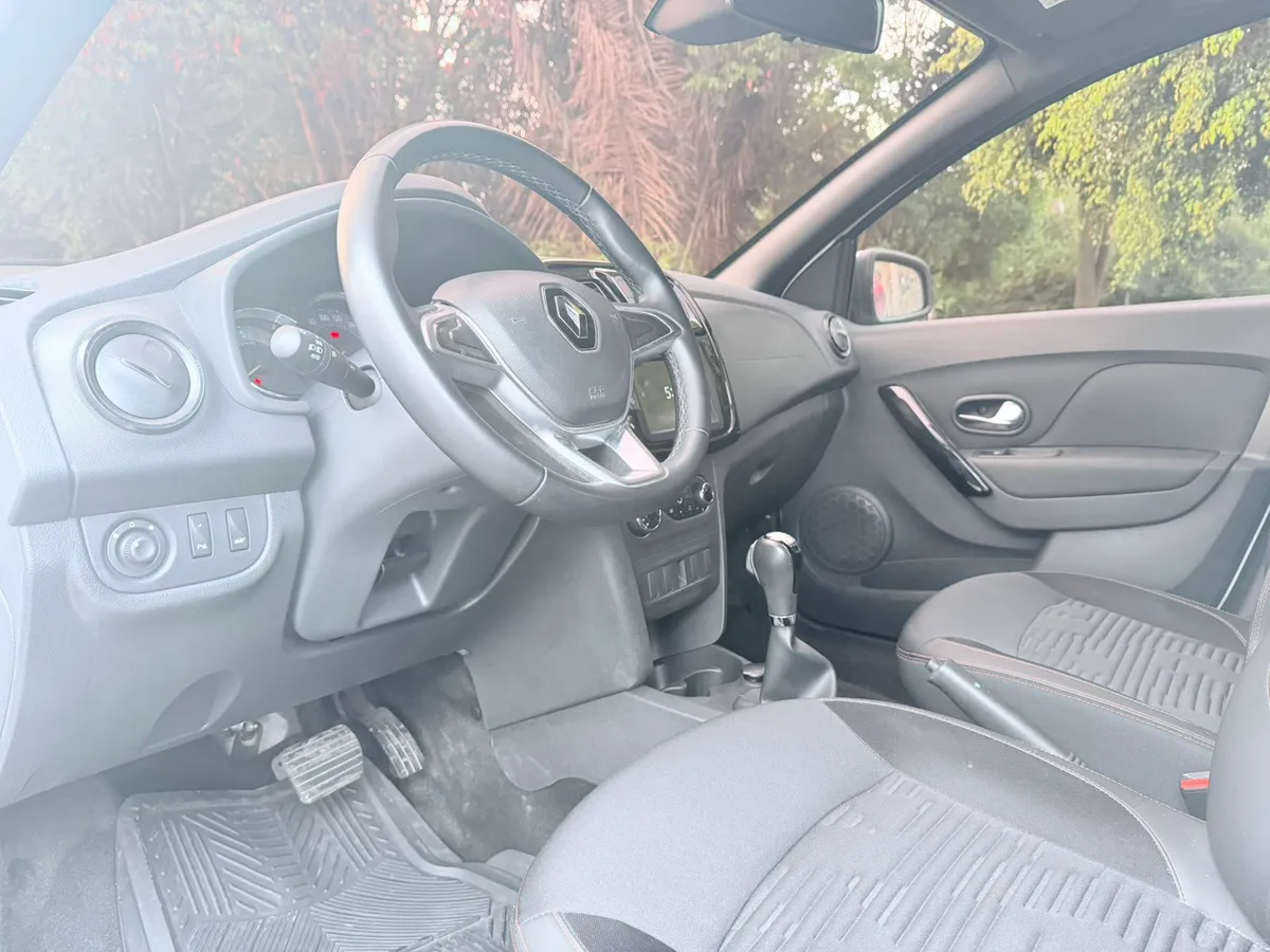 Renault Stepway 1.6 Dynamique / Intens Automática