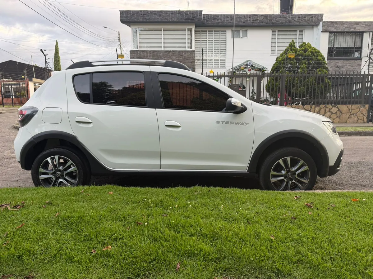 Renault Stepway 1.6 Dynamique / Intens Automática