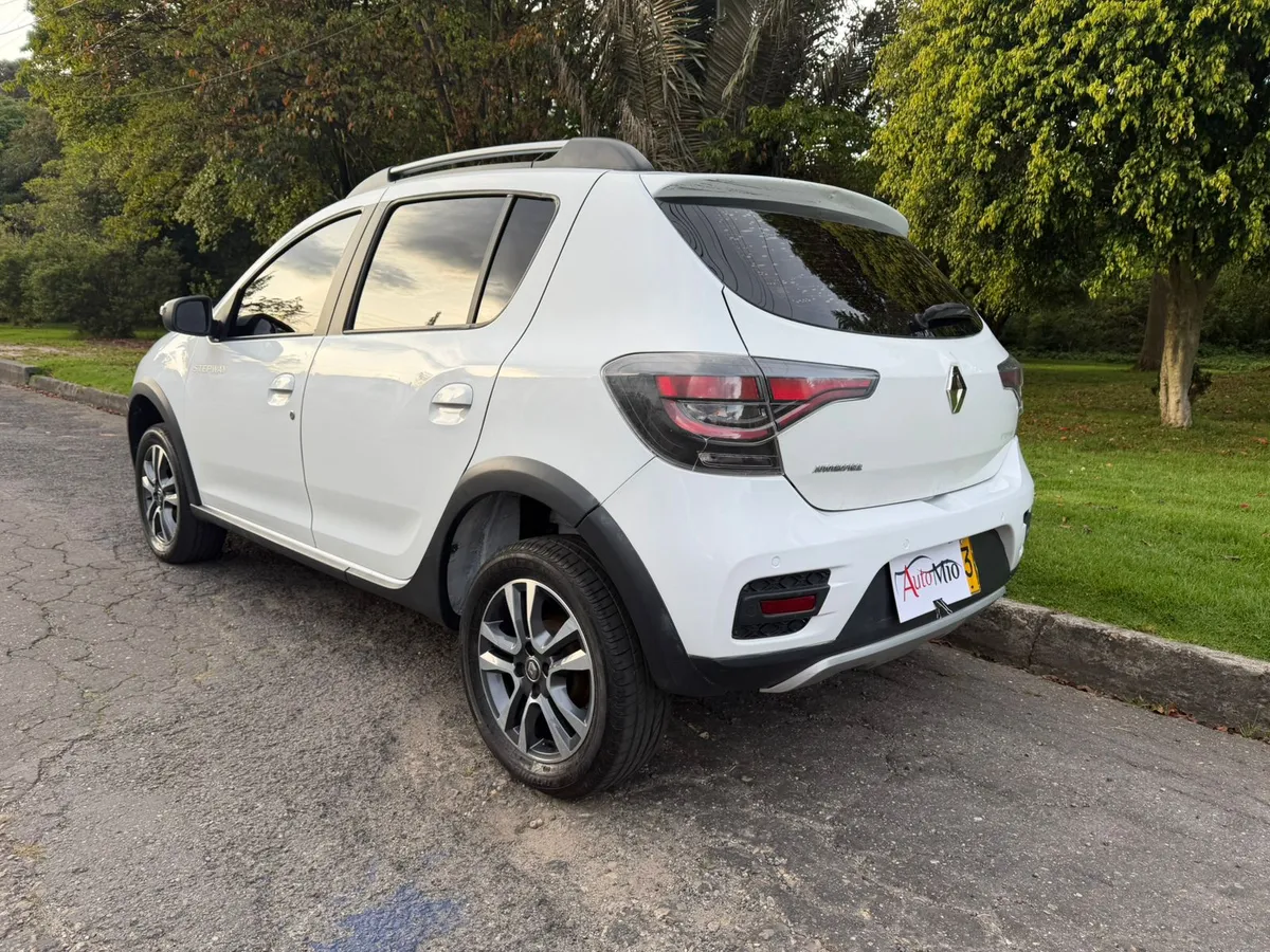 Renault Stepway 1.6 Dynamique / Intens Automática
