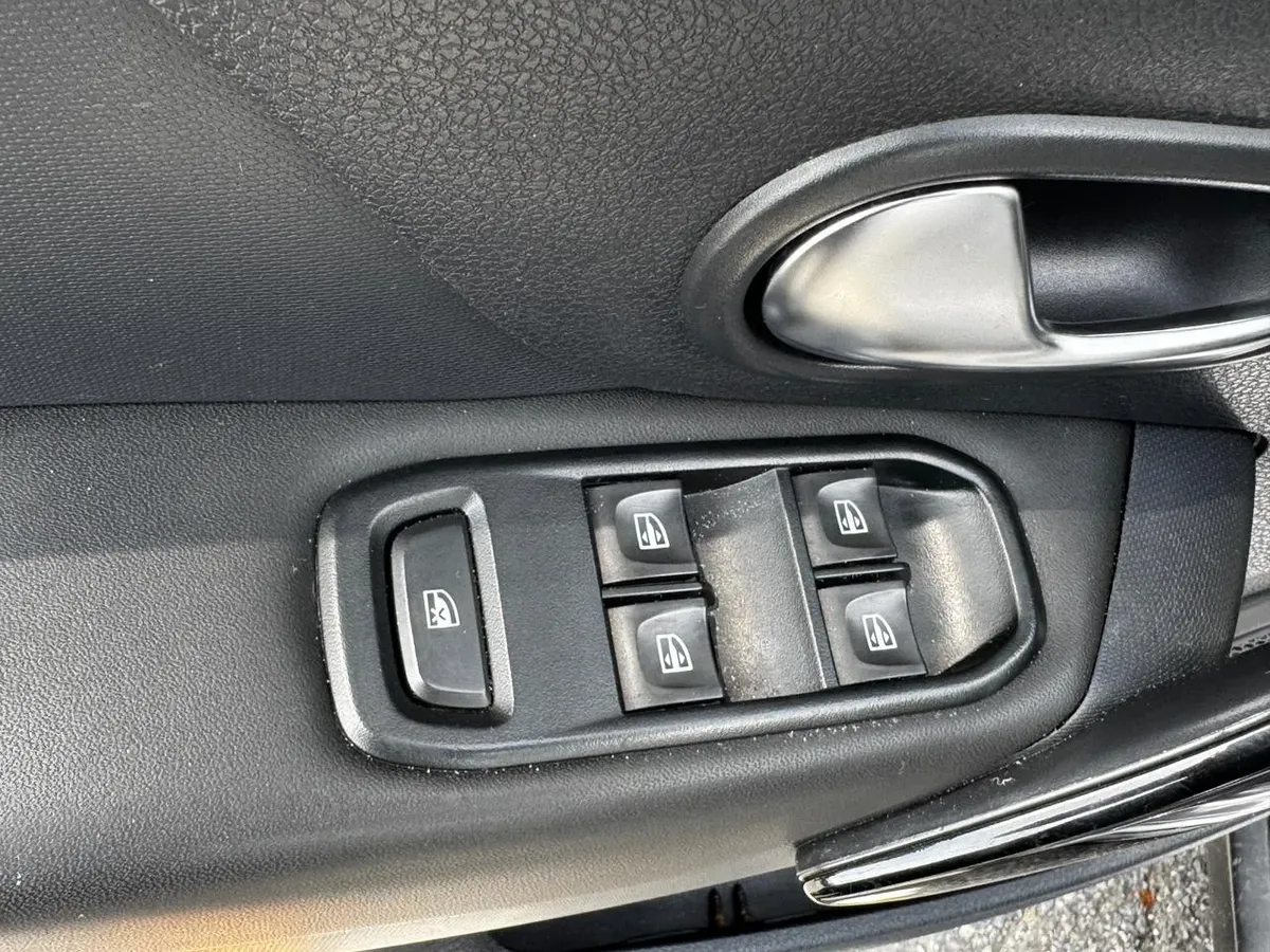 Renault Stepway 1.6 Dynamique / Intens Mt