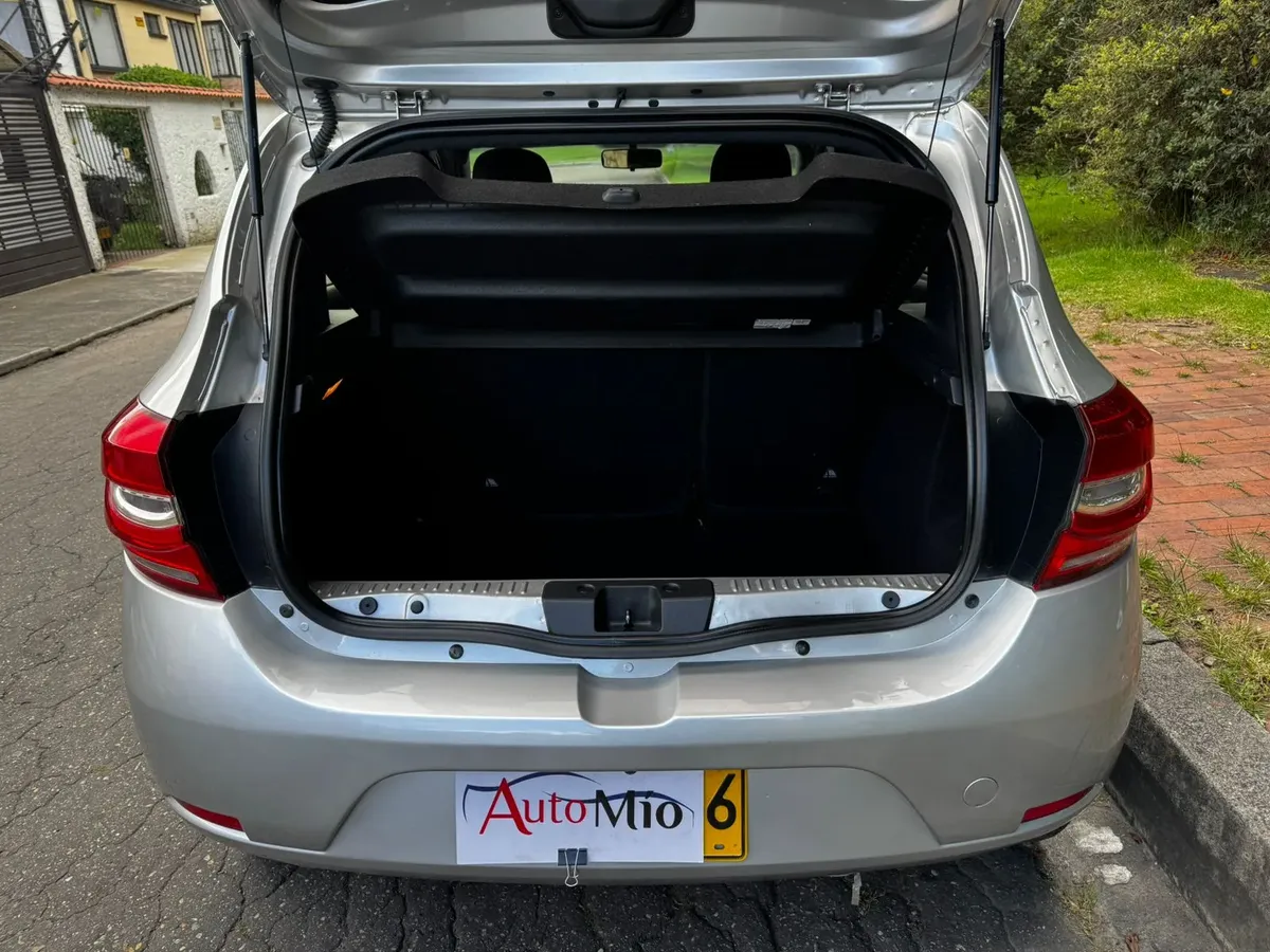 Renault Sandero 1.6 Expression