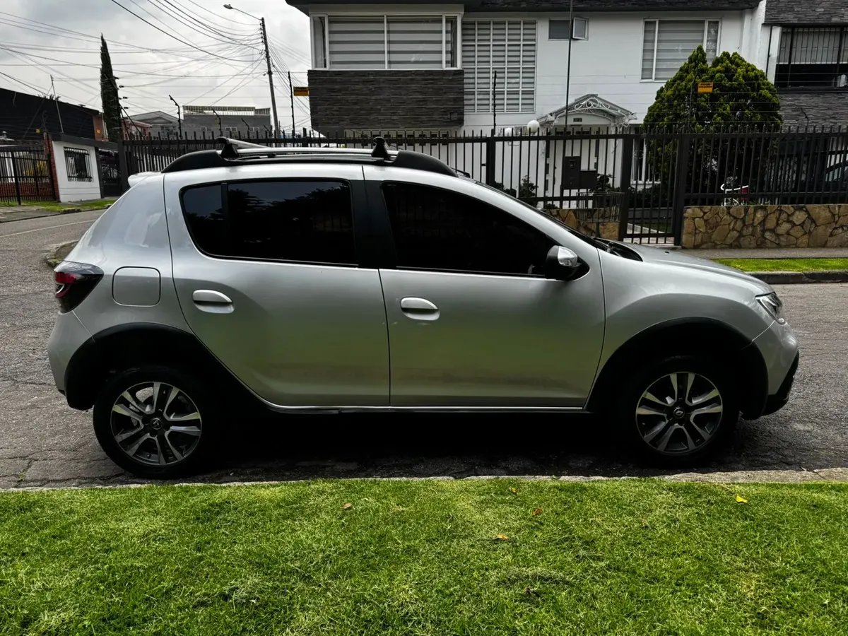 Renault Stepway 1.6 Dynamique / Intens Manual