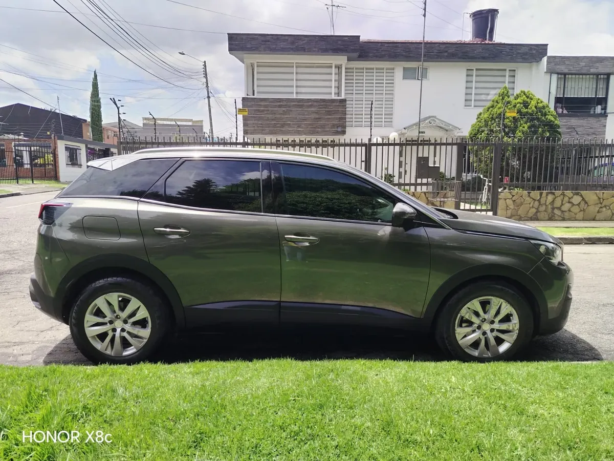 Peugeot 3008 1.6 Active