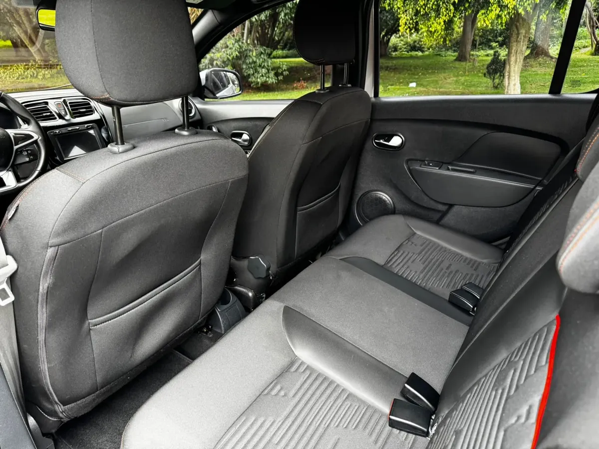 Renault Stepway 1.6 Dynamique / Intens Manual