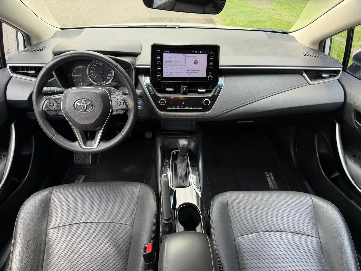 Toyota Corolla 1.8 Xe-i Hybrid