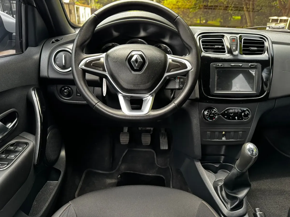 Renault Stepway 1.6 Dynamique / Intens Manual