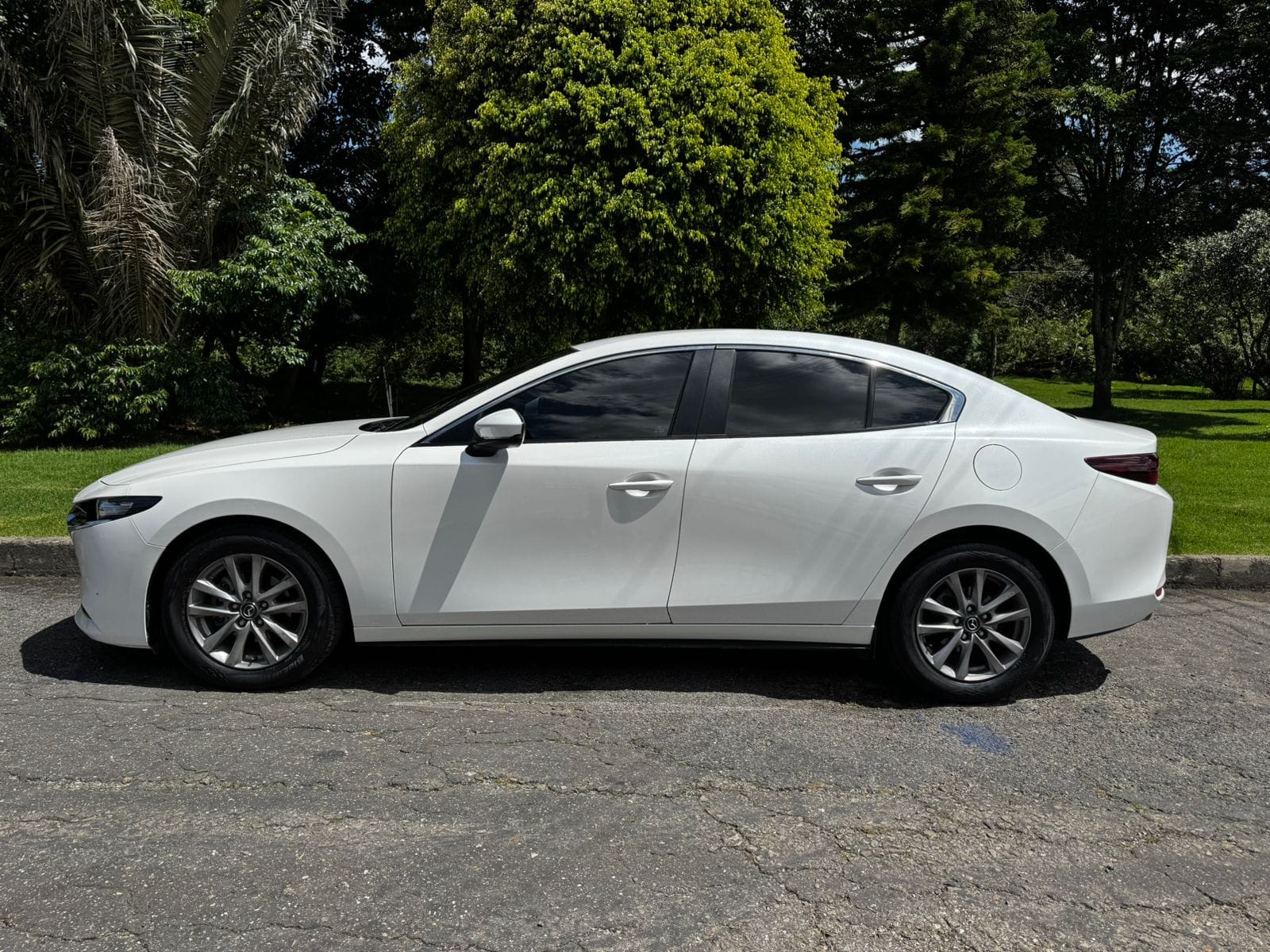 Mazda 3 Touring AT 2.0