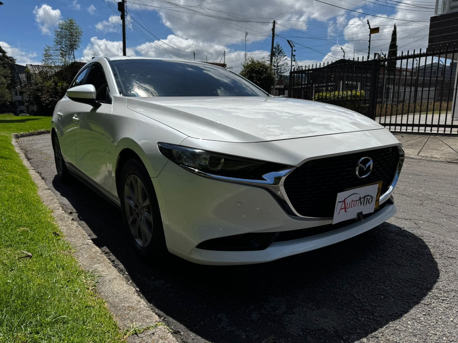 Mazda 3 Touring AT 2.0