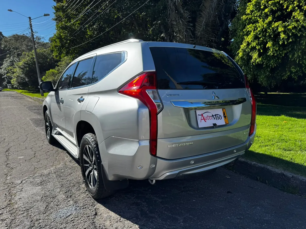 Mitsubishi Montero Sport 3.0 Gls 4×4