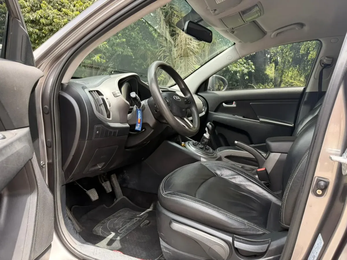 Kia Sportage 2.0 Revolution Gasolina 158 hp 4×2