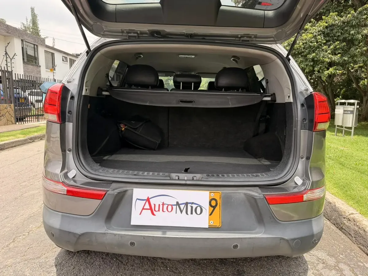 Kia Sportage 2.0 Revolution Gasolina 158 hp 4×2