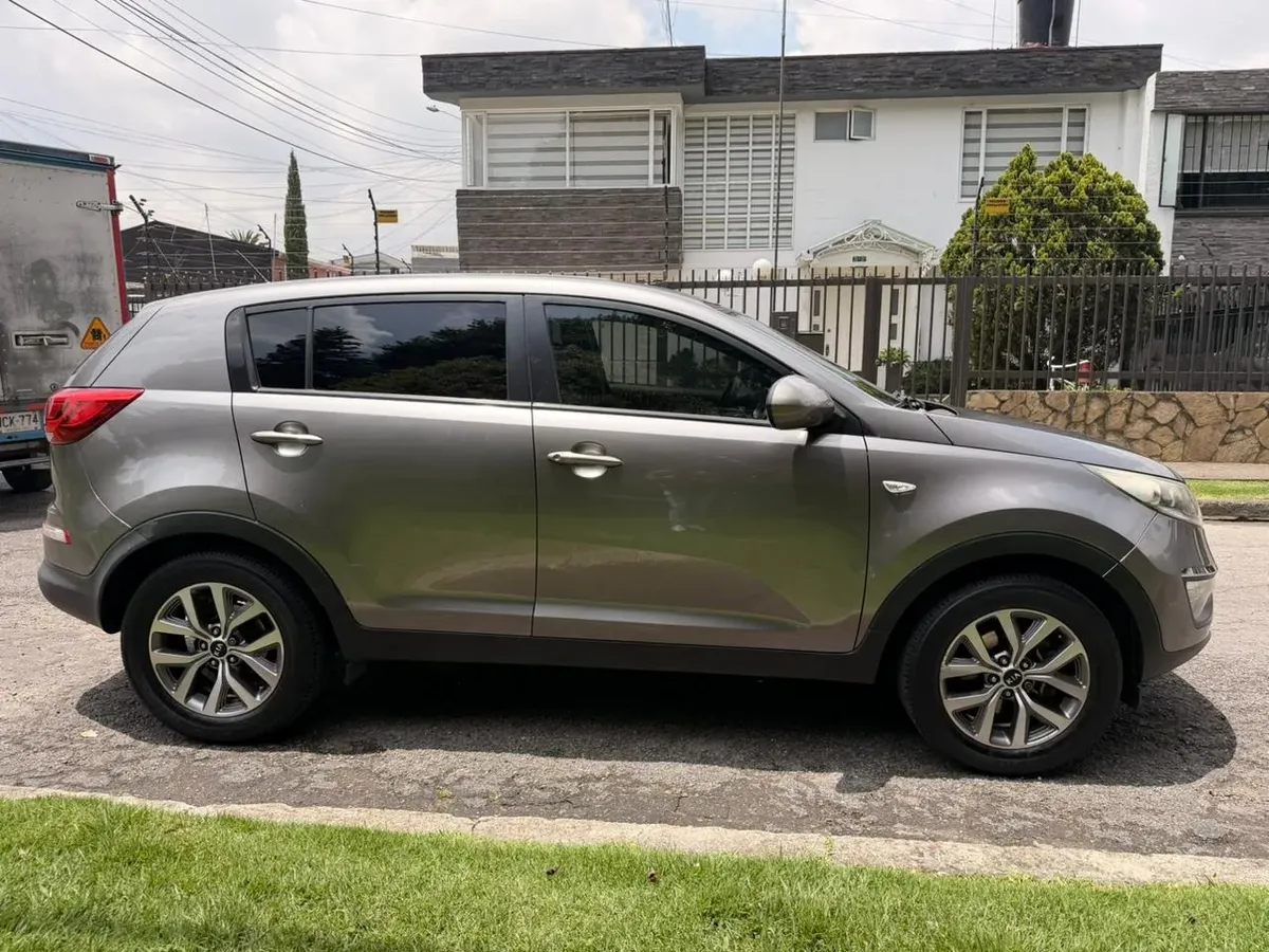 Kia Sportage 2.0 Revolution Gasolina 158 hp 4×2