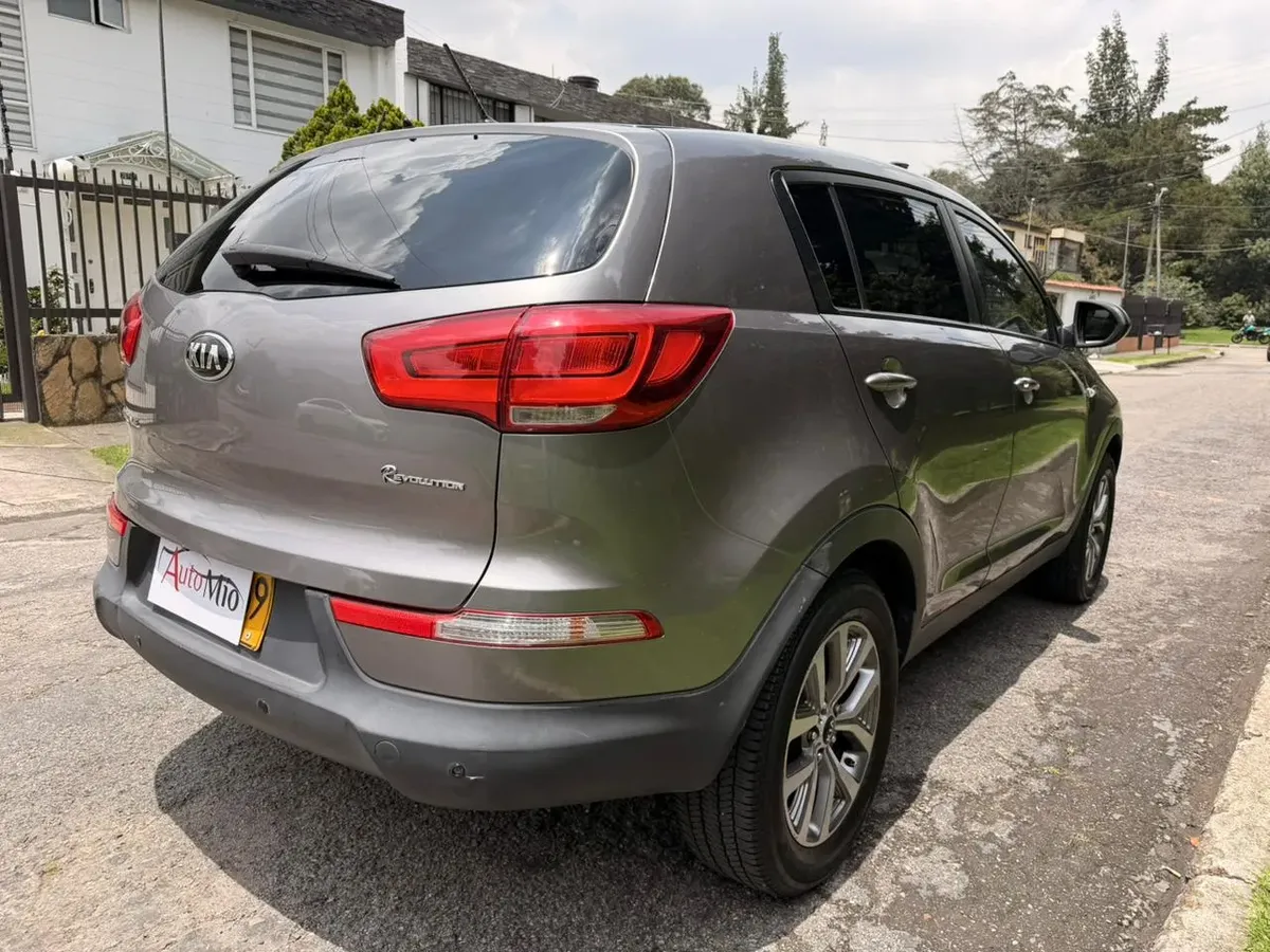 Kia Sportage 2.0 Revolution Gasolina 158 hp 4×2