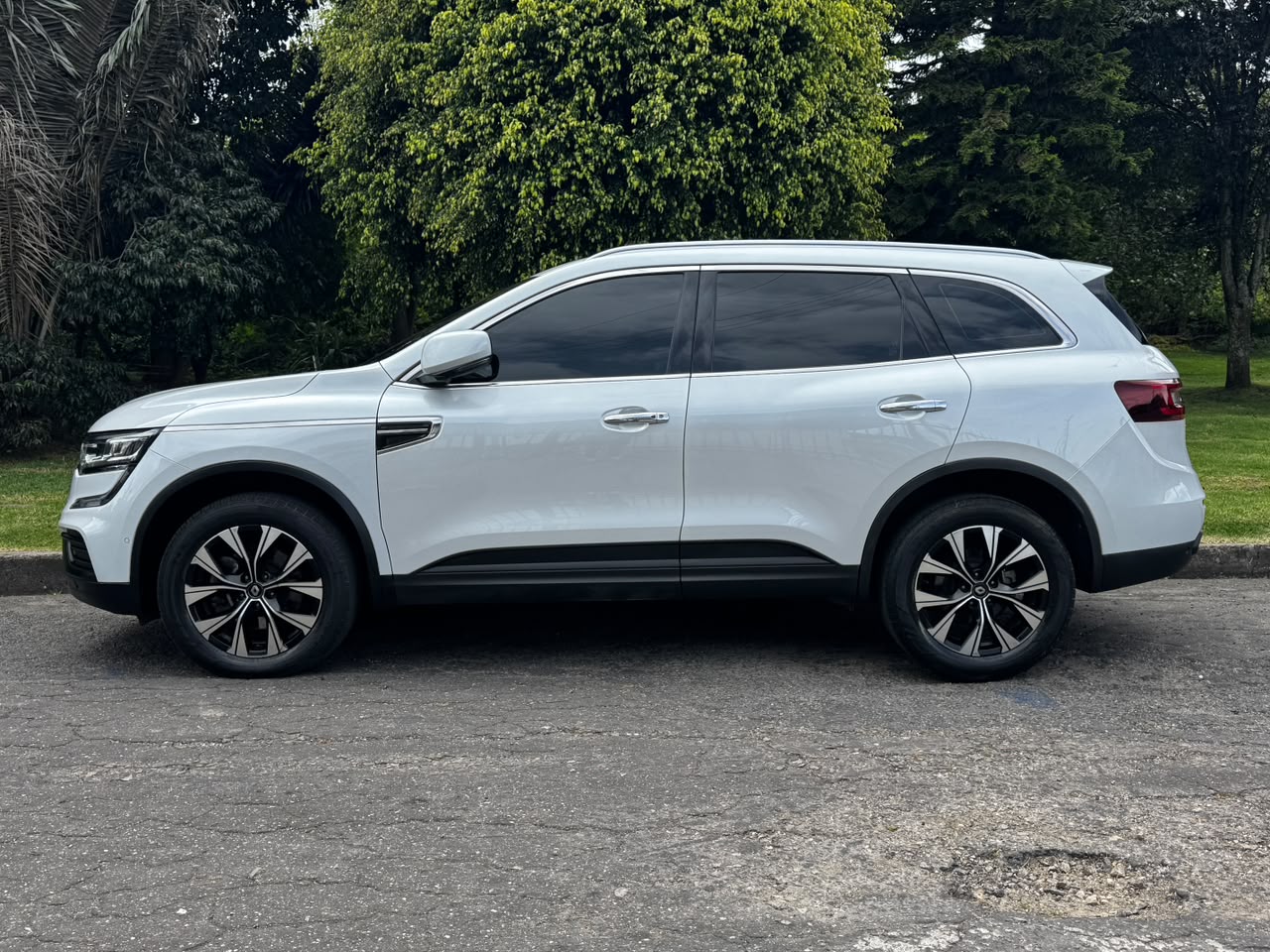 RENAULT NEW KOLEOS