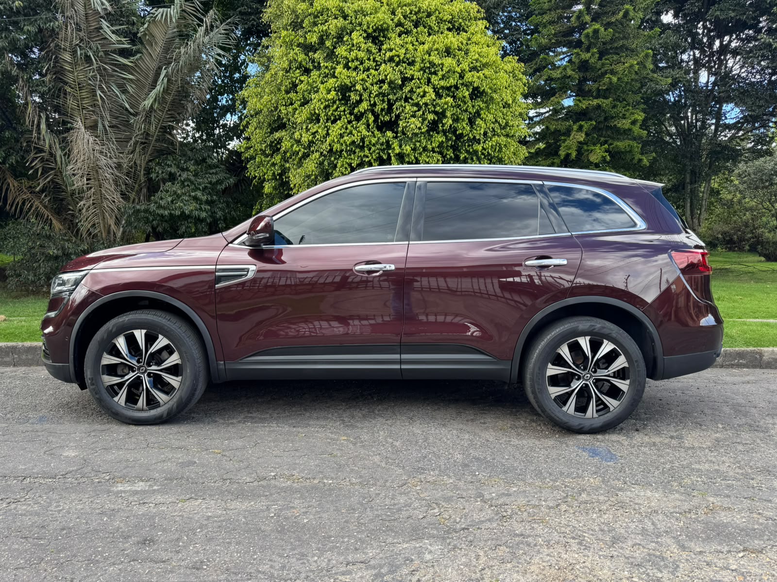 RENAULT NEW KOLEOS 2.5L 4×2