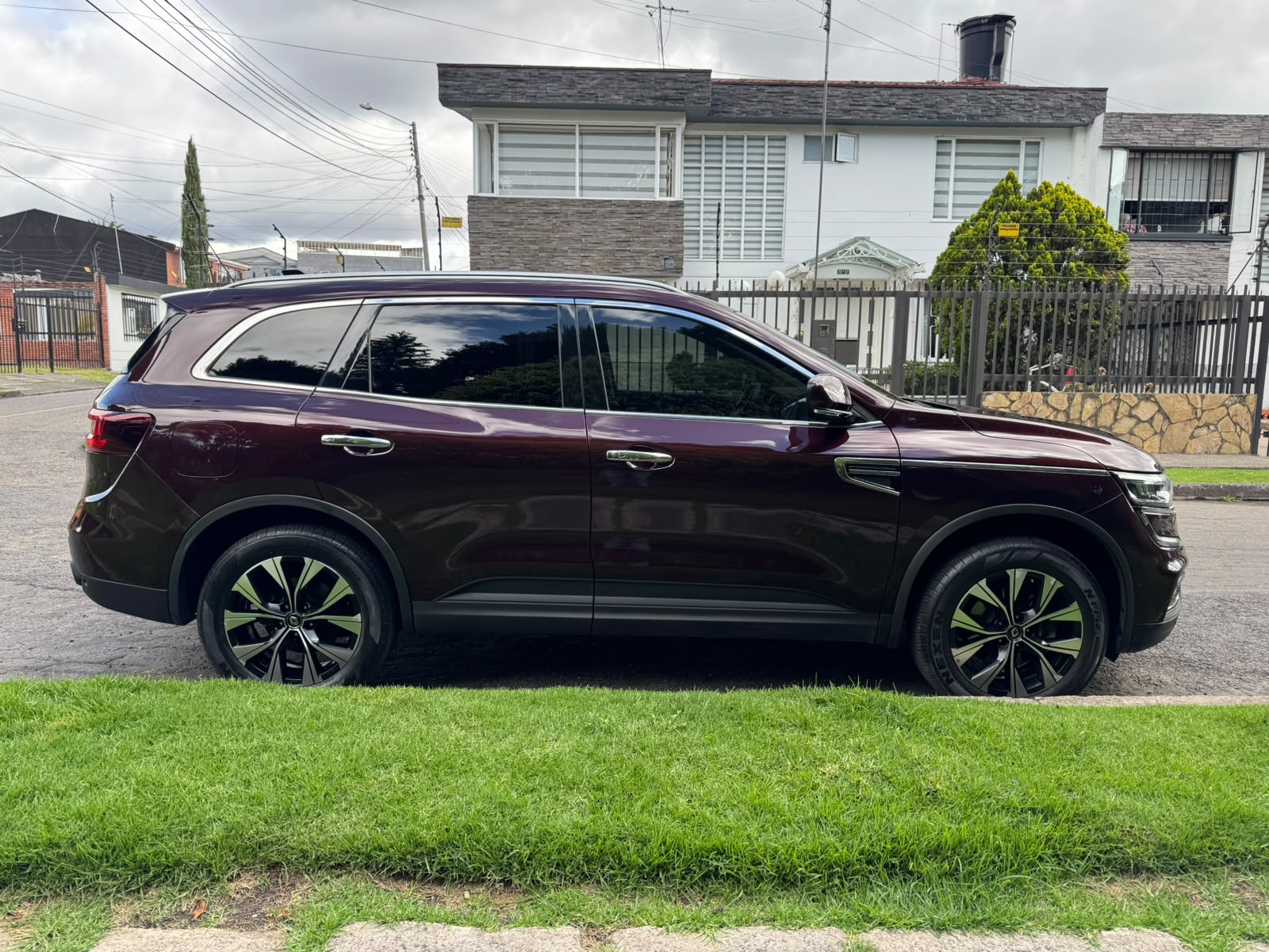 RENAULT NEW KOLEOS 2.5L 4×2