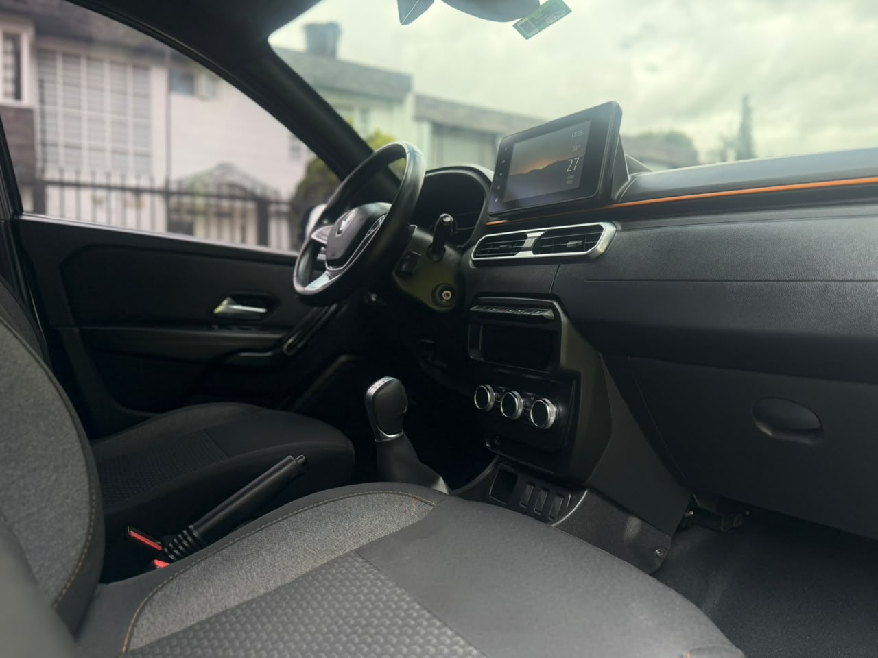 RENAULT DUSTER OROCH INTENS
