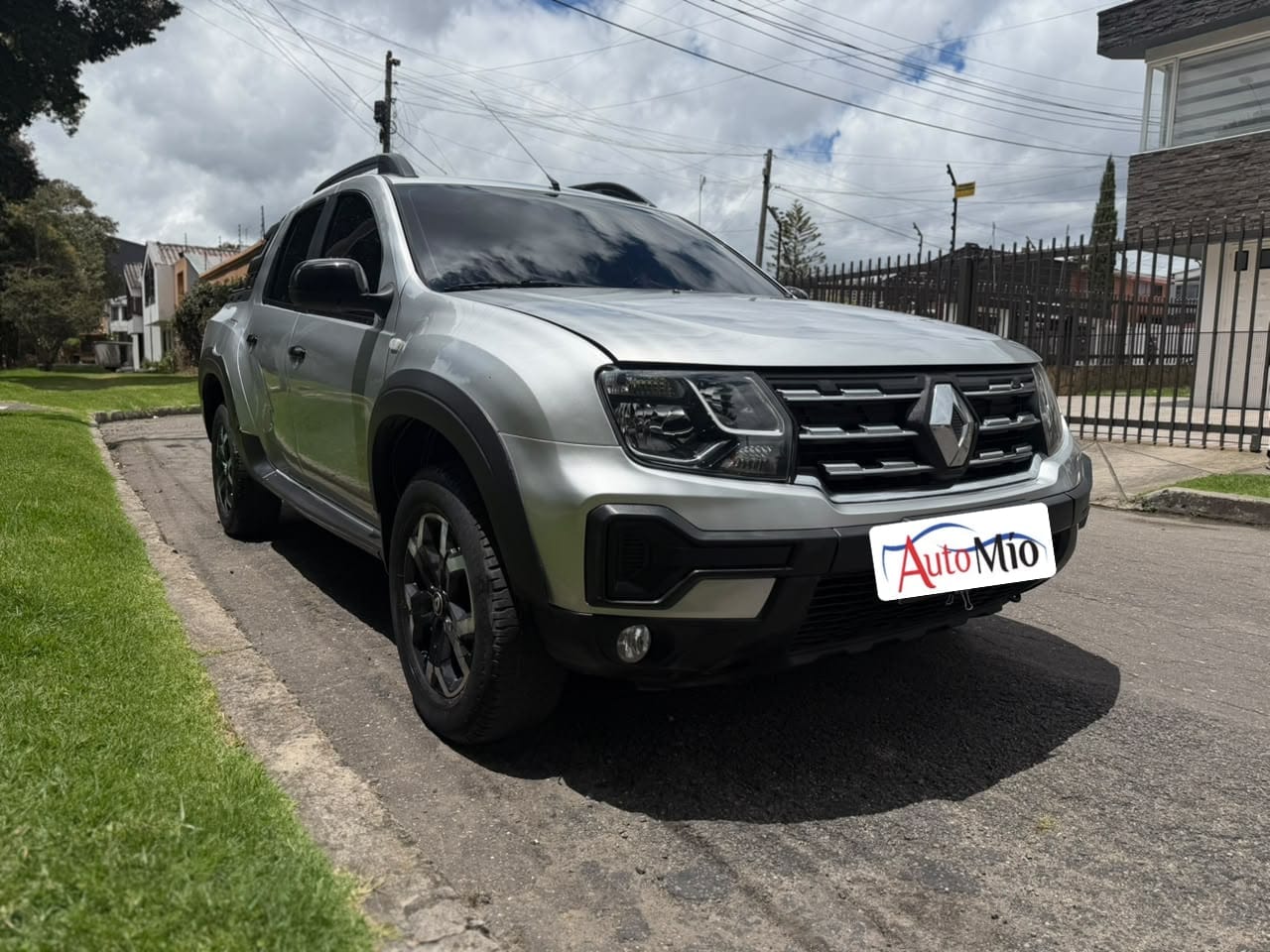RENAULT DUSTER OROCH INTENS